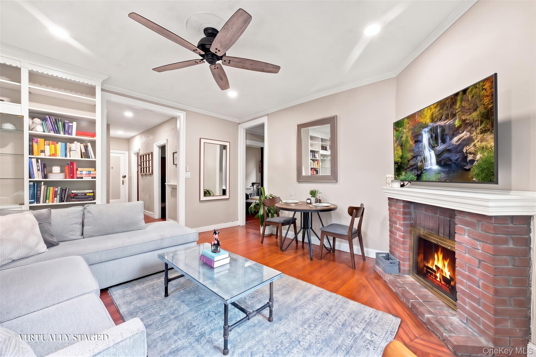 246 Bronxville Road, Unit i2 photo 3