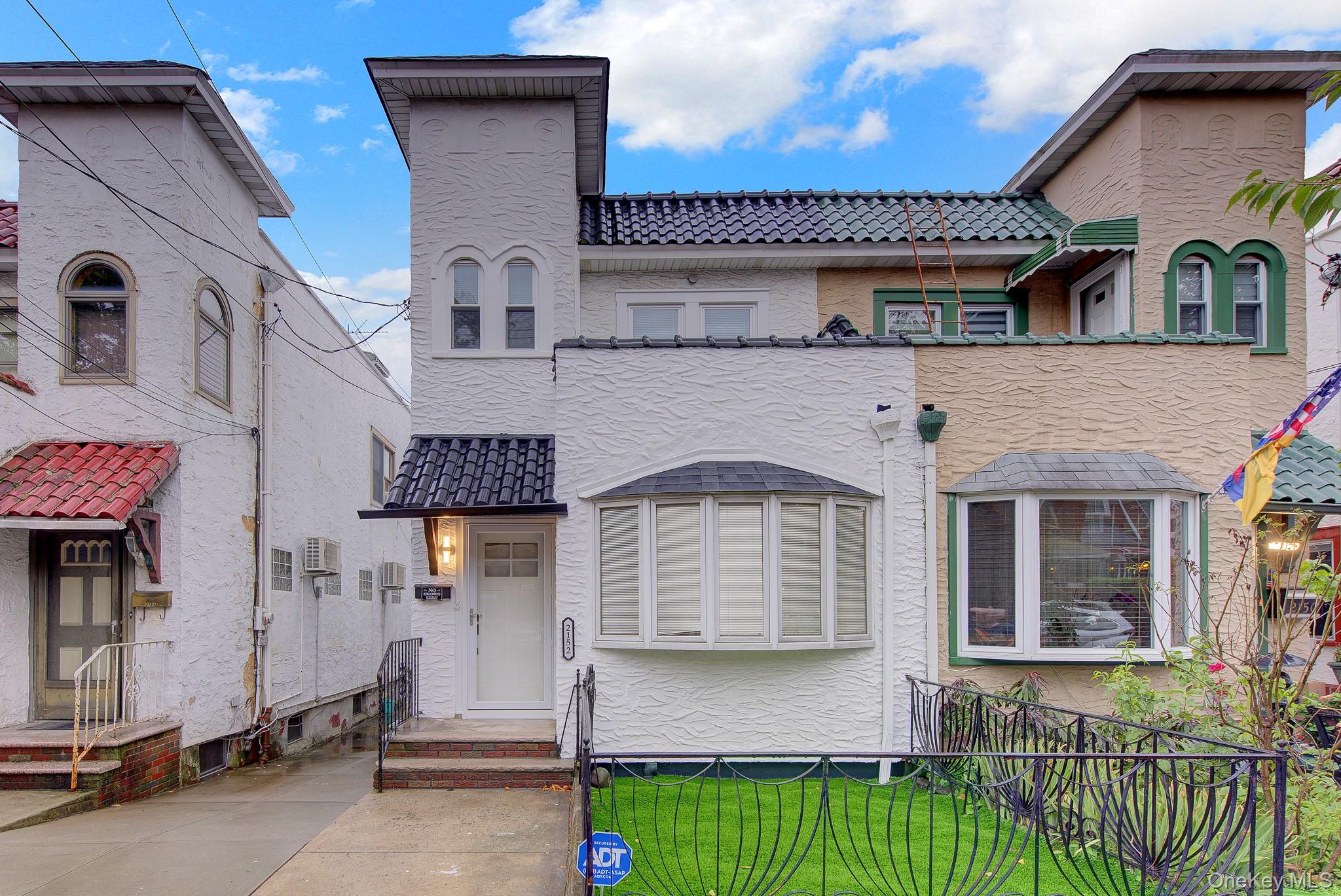 2152 E 35th Street – For Sale