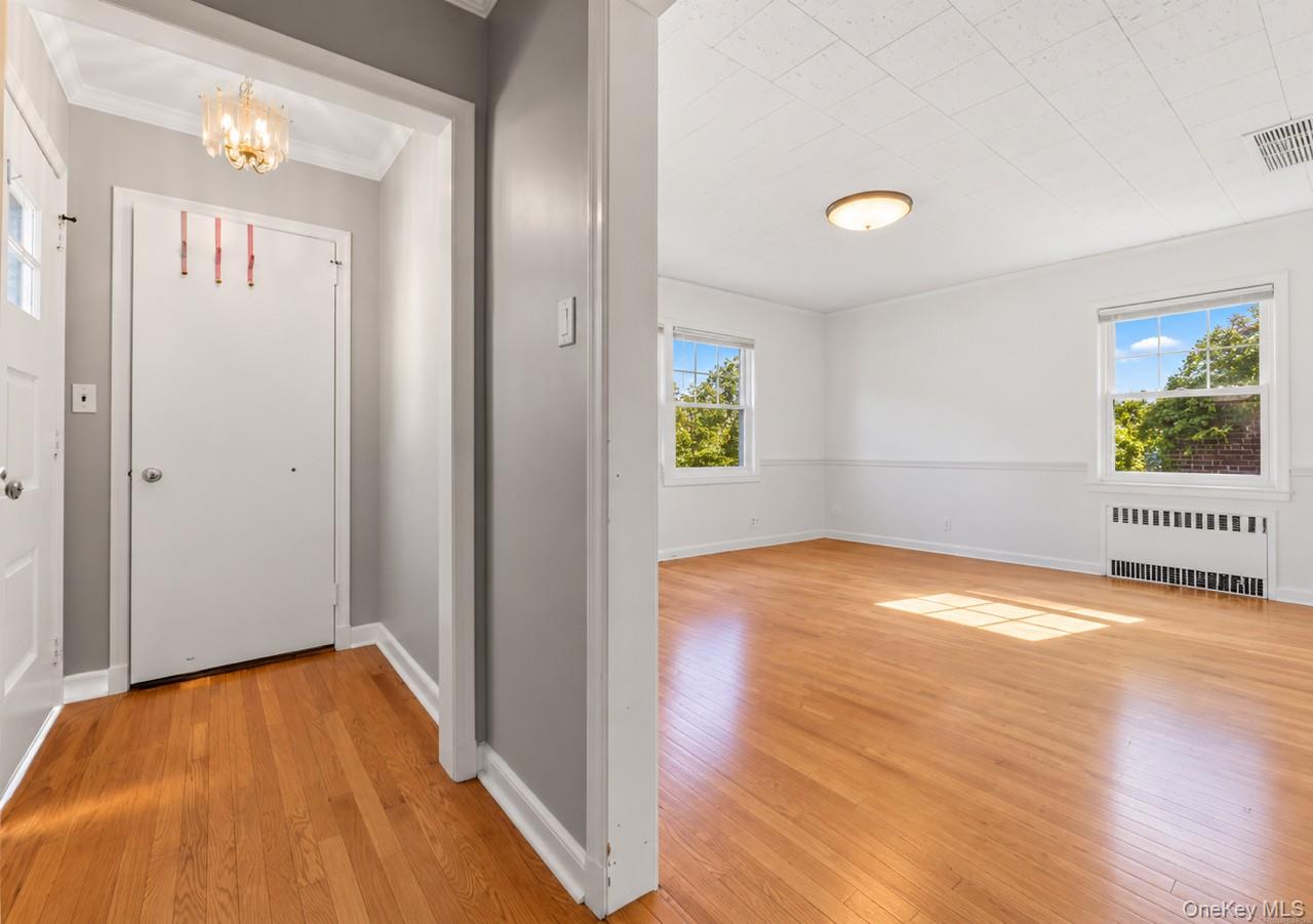 124 Bradford Avenue – For Rent photo 3