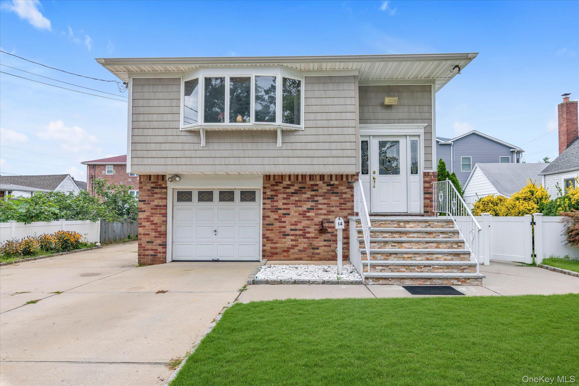 14 Edwards Place – For Sale