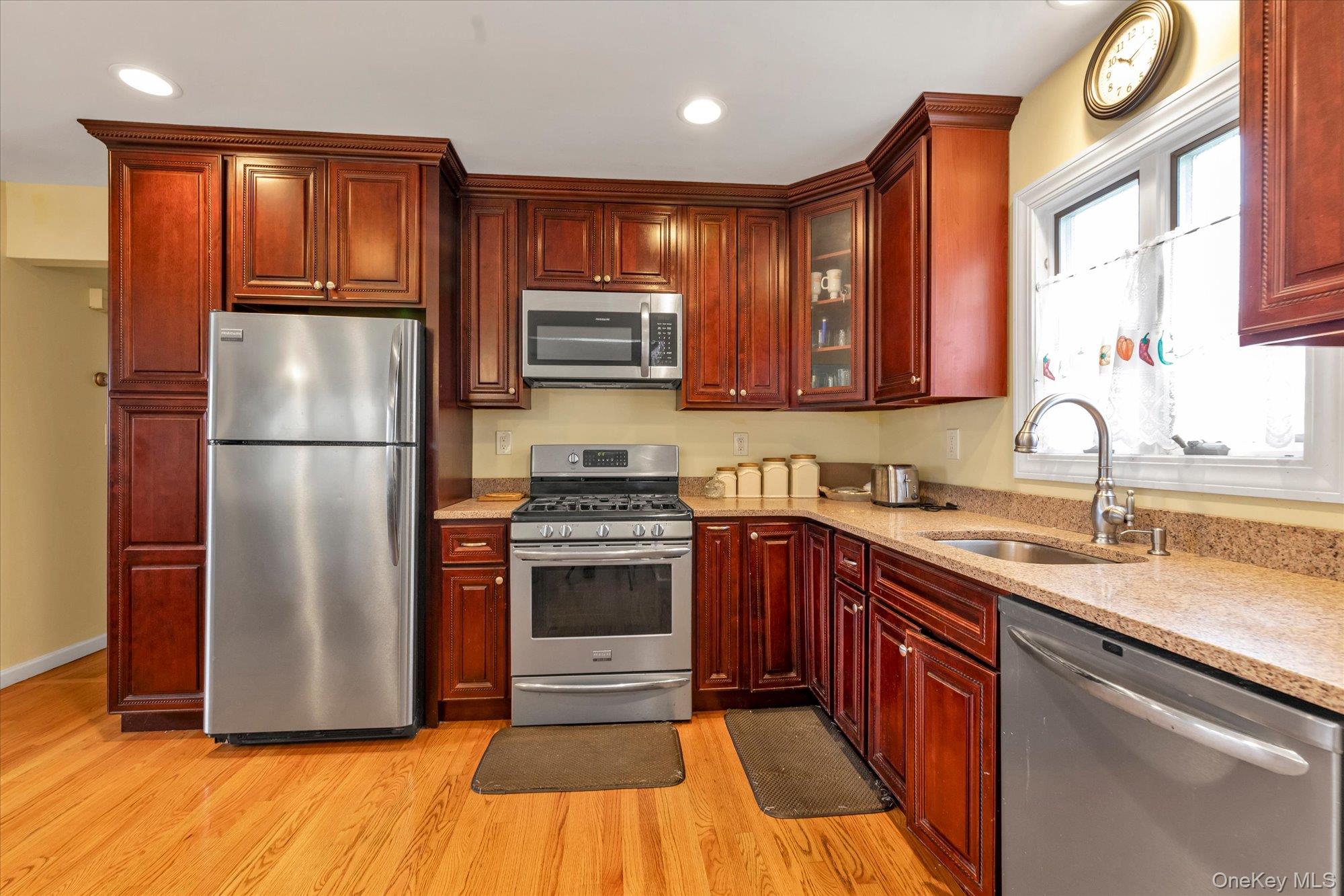 14 Edwards Place – For Sale photo 8