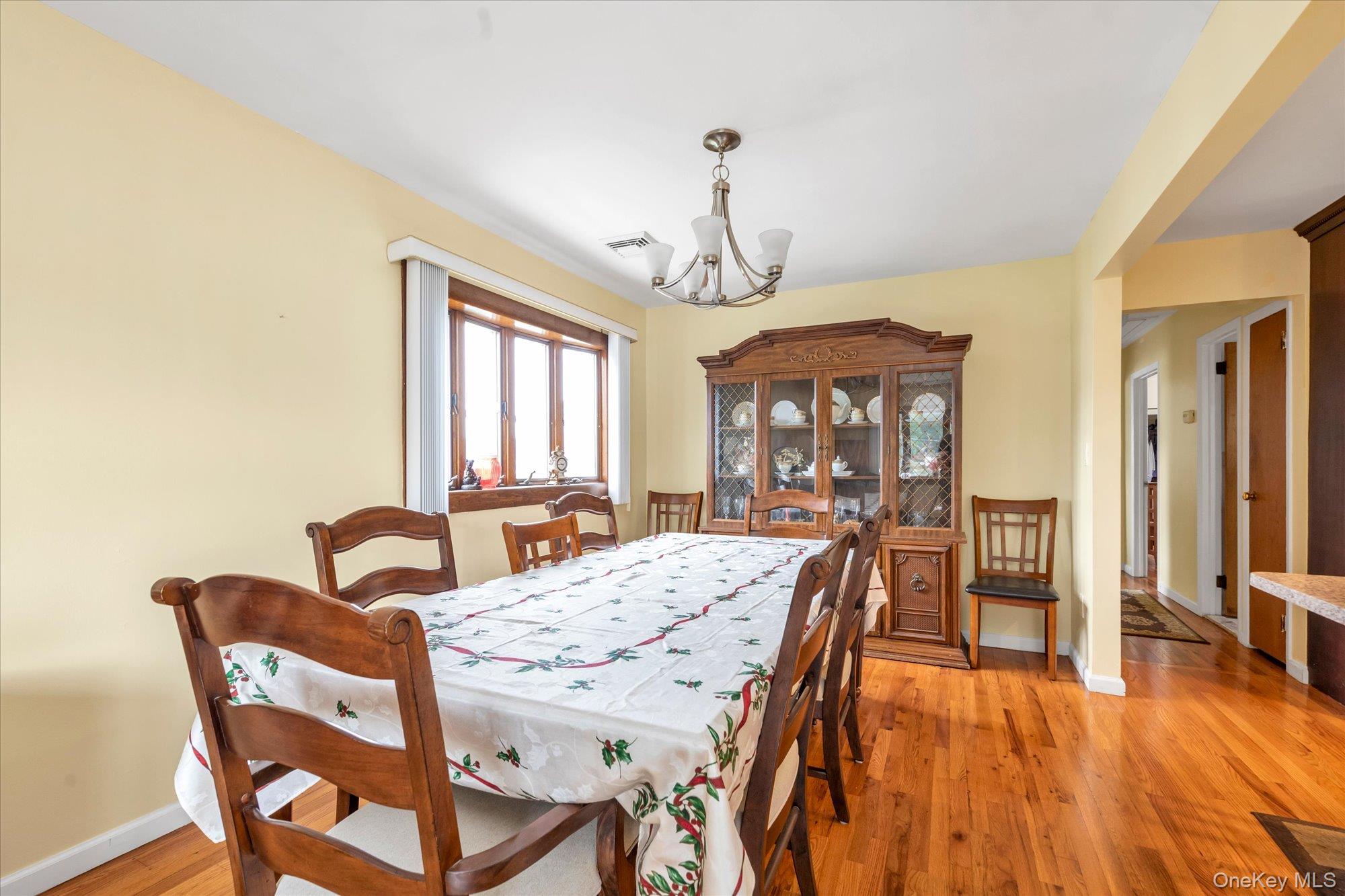 14 Edwards Place – For Sale photo 6