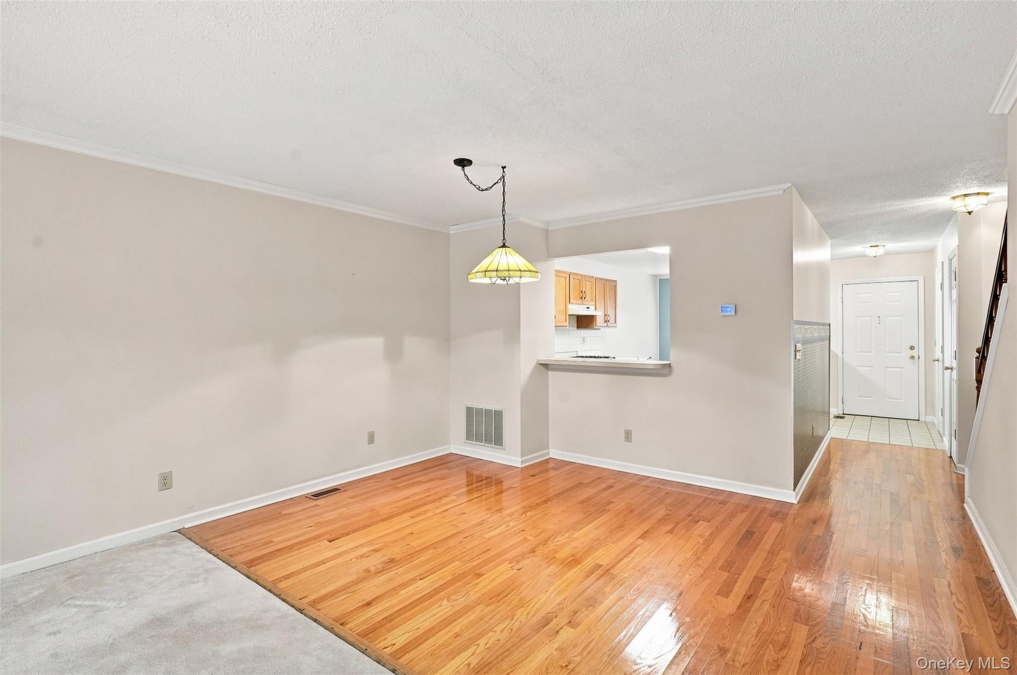 103 Kensington Court – For Sale photo 15