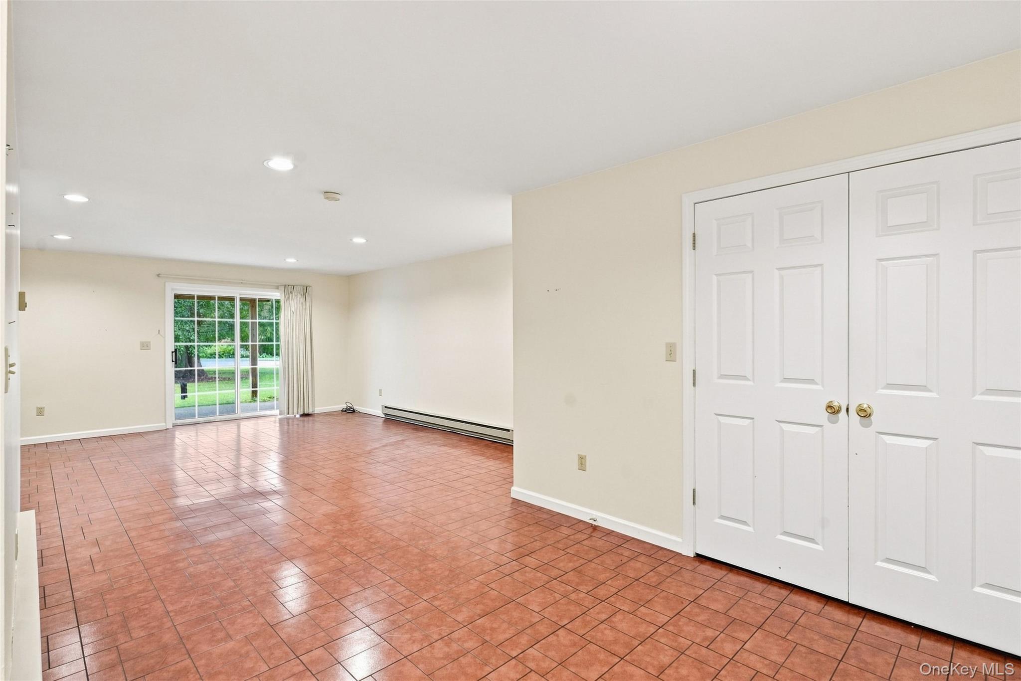 103 Kensington Court – For Sale photo 27