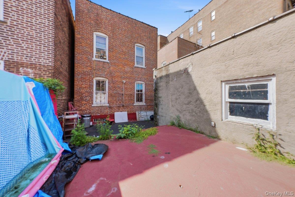 4626 Carpenter Avenue – For Sale photo 11