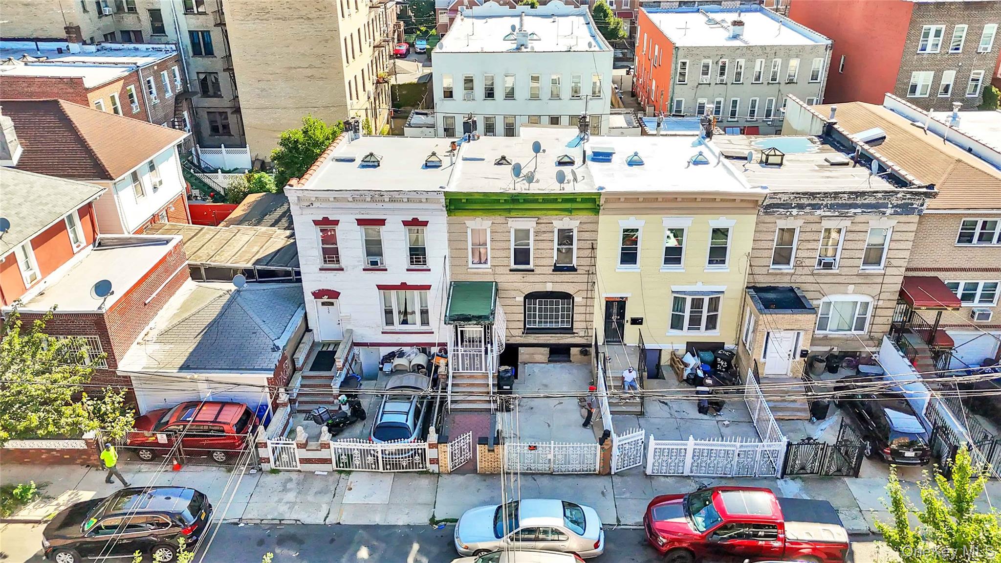 341 East 51 Street – For Sale photo 32