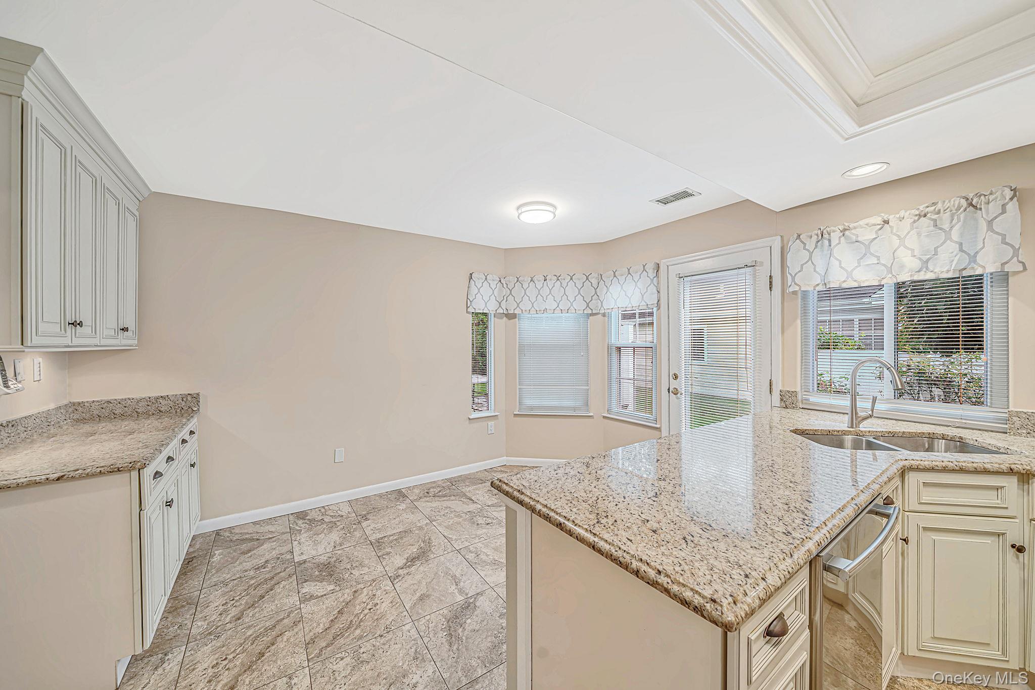 279 Glen Drive – For Sale photo 9