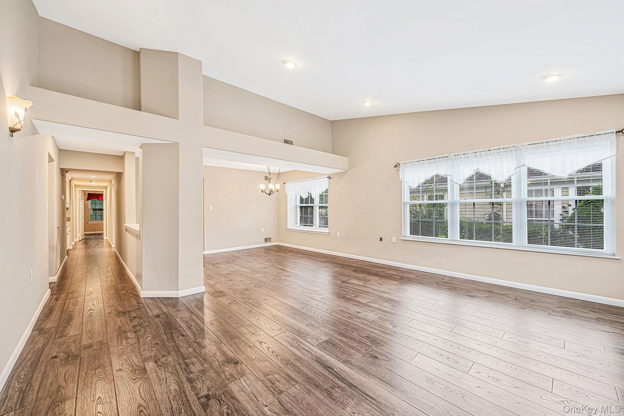 279 Glen Drive – For Sale photo 4