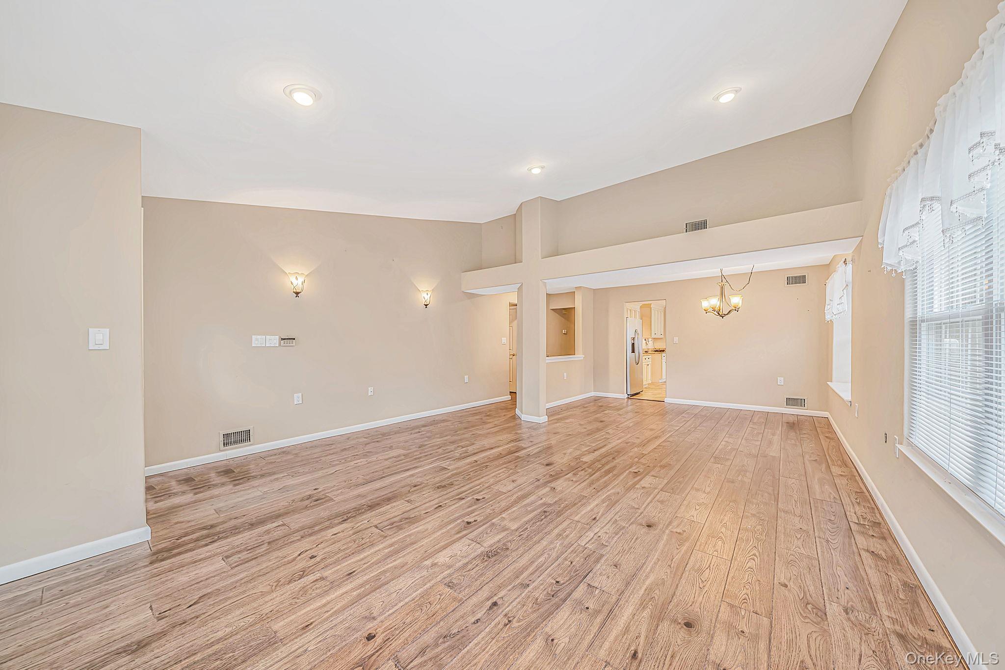 279 Glen Drive – For Sale photo 5