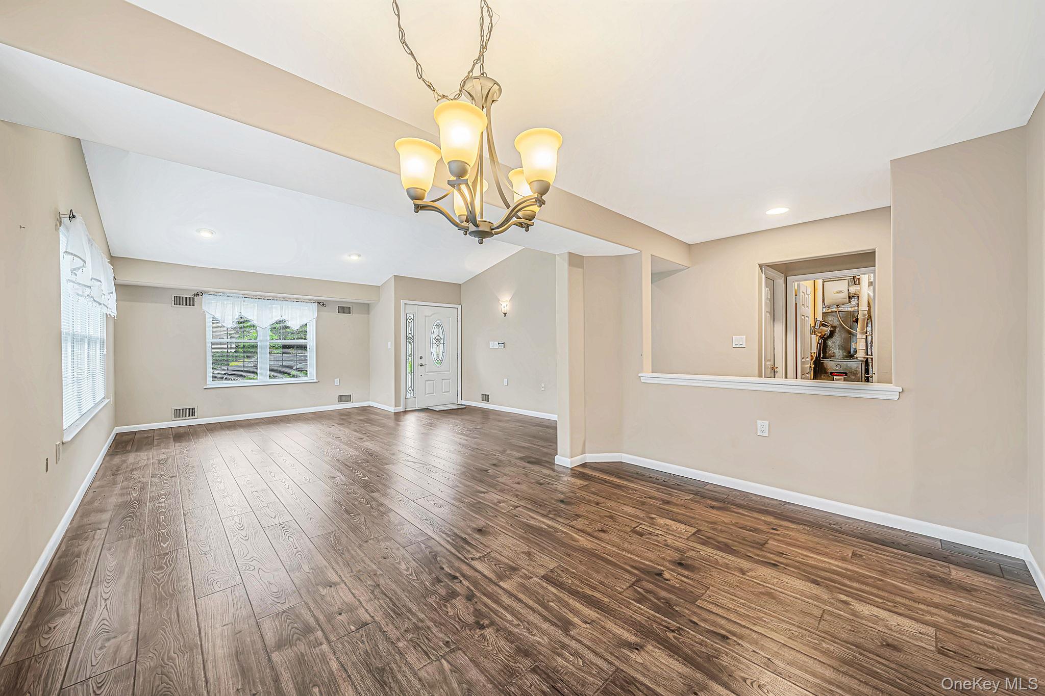 279 Glen Drive – For Sale photo 7