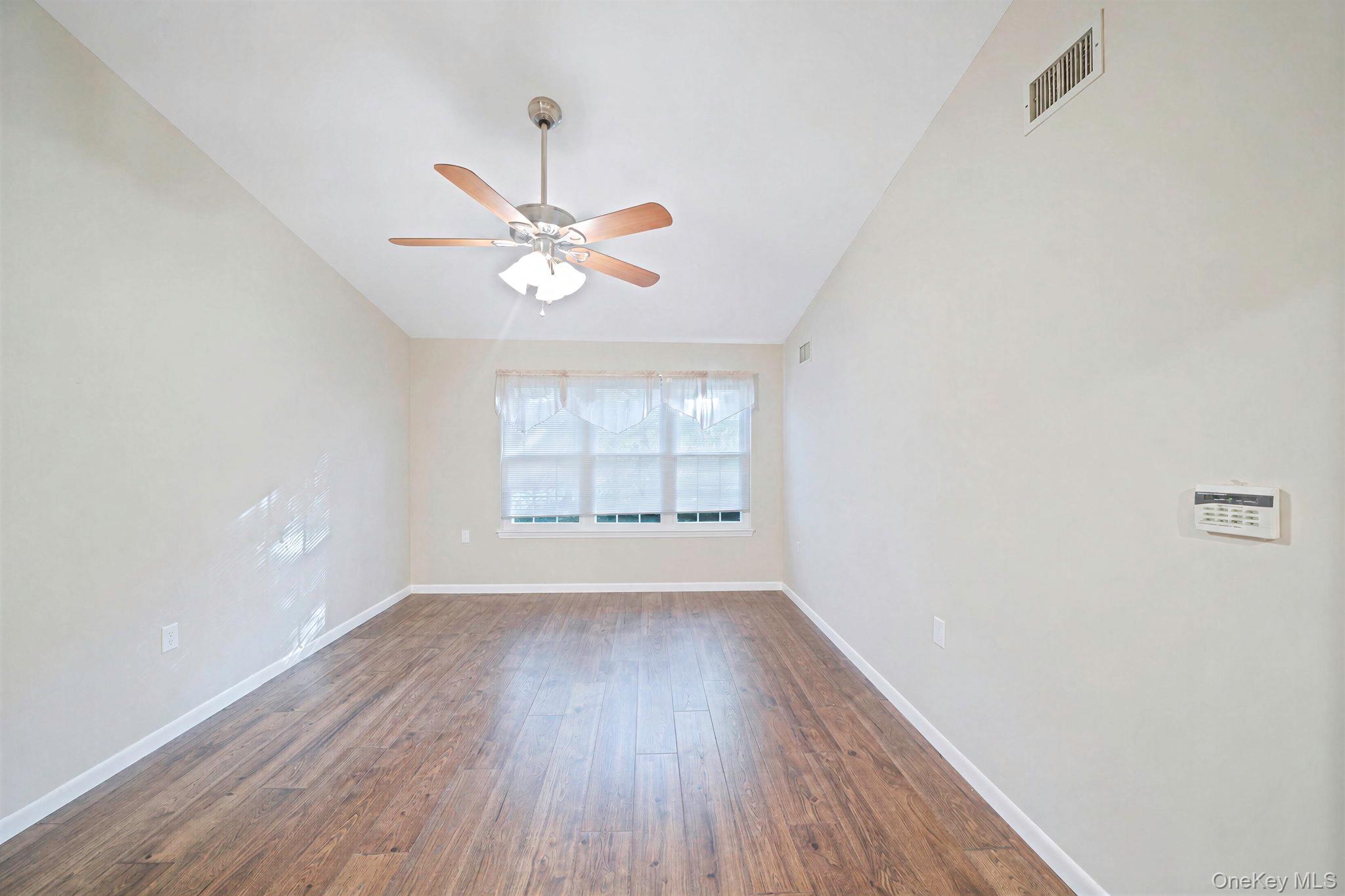 279 Glen Drive – For Sale photo 17
