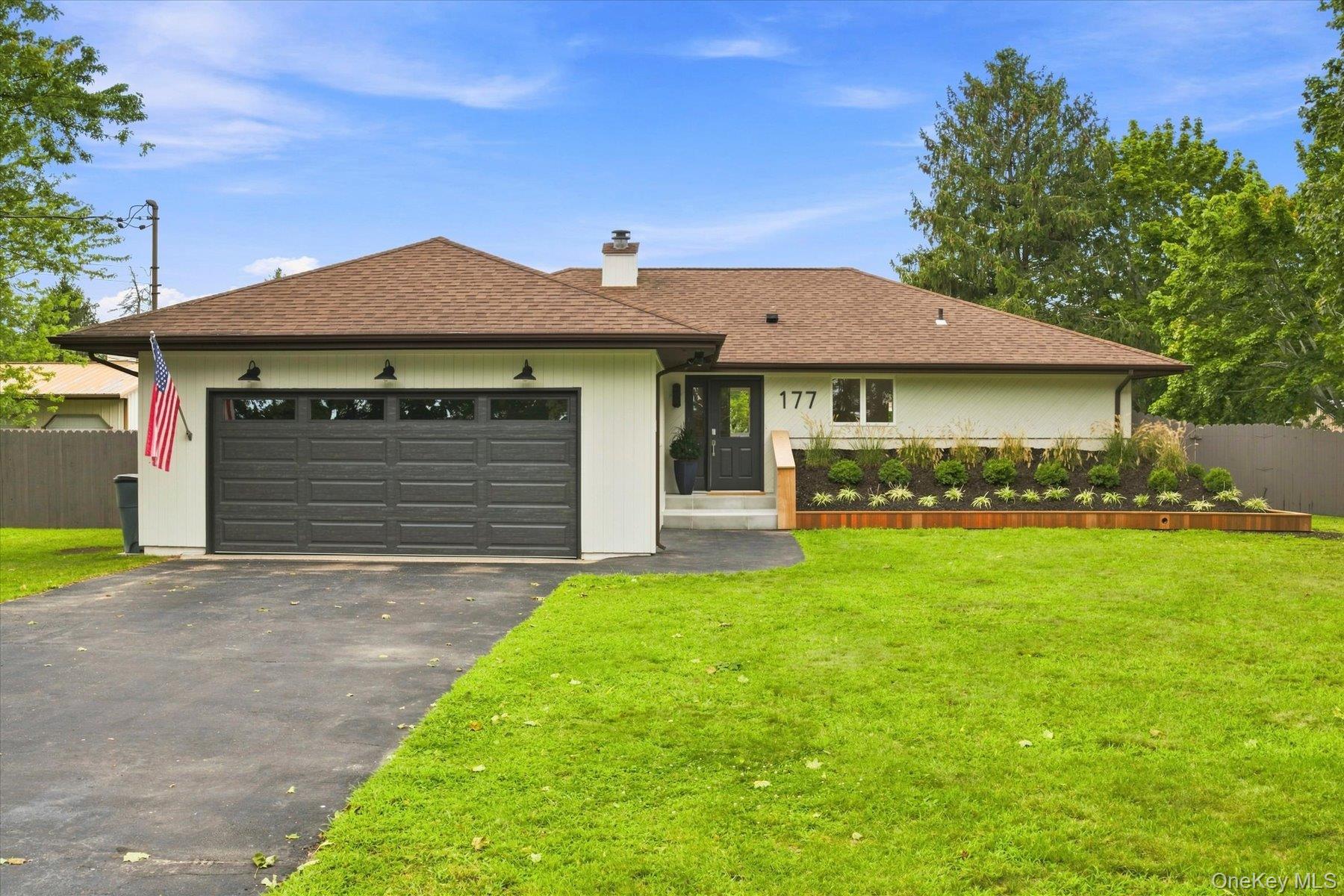 177 Herricks Lane – For Sale photo 34