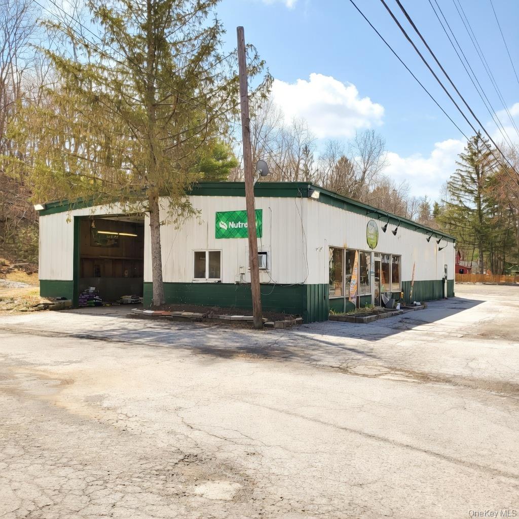 609 Route 208 – For Sale