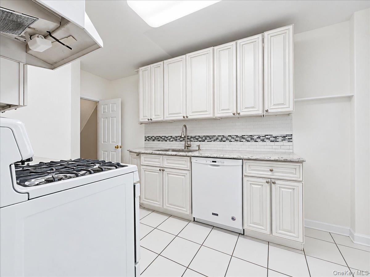 85-05 67th Drive – For Sale photo 10