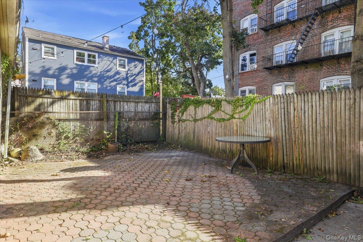512 Sixth Avenue – For Rent photo 16