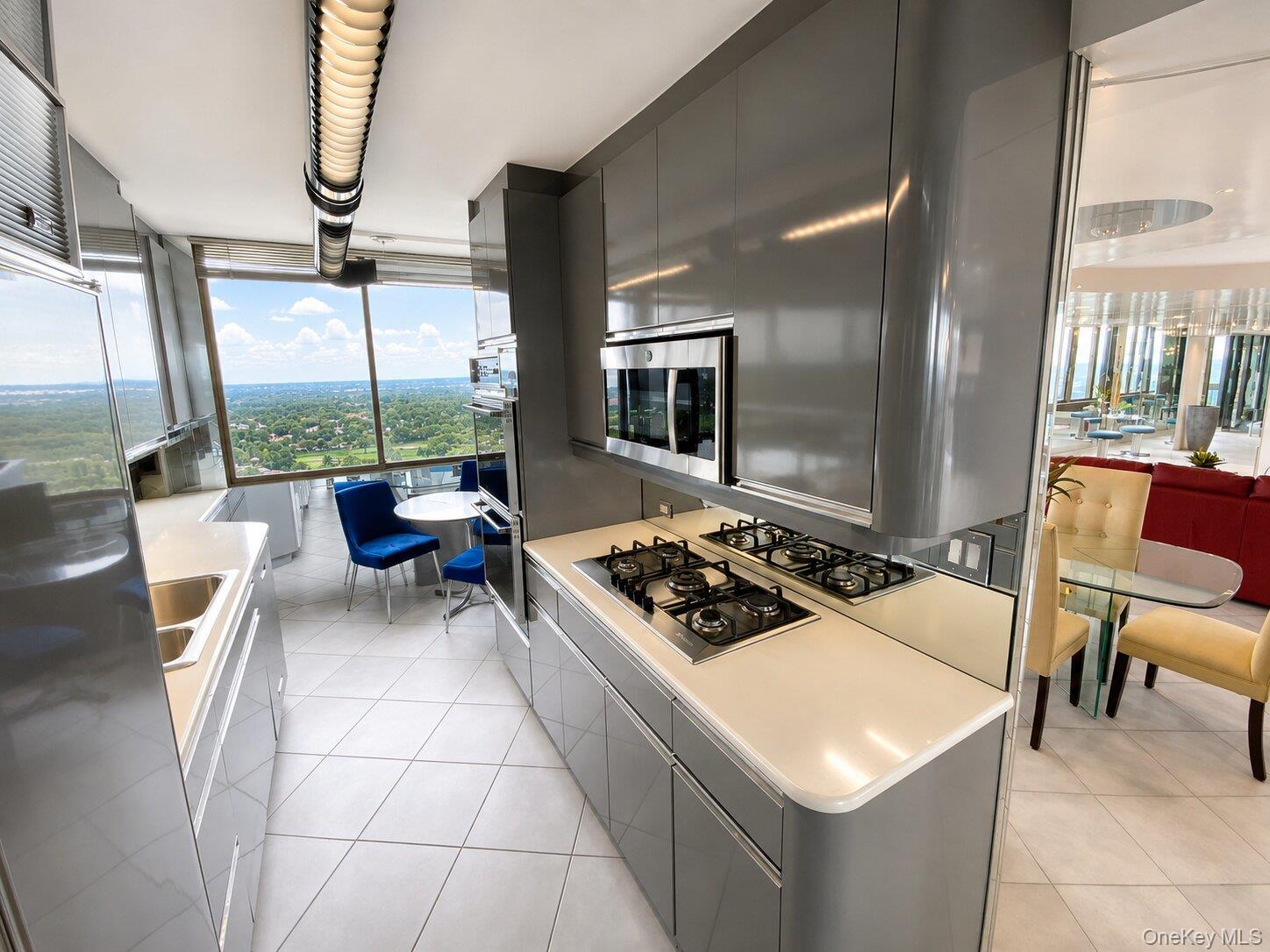 26910 Grand Central Parkway, Unit 30N photo 7