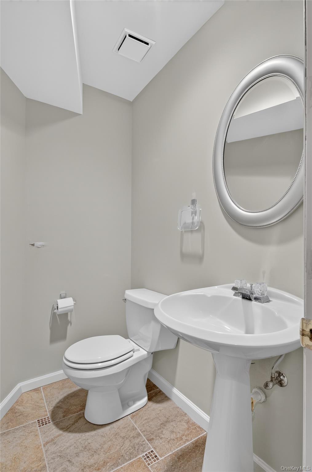 3 Pond Ridge Road – For Rent photo 21