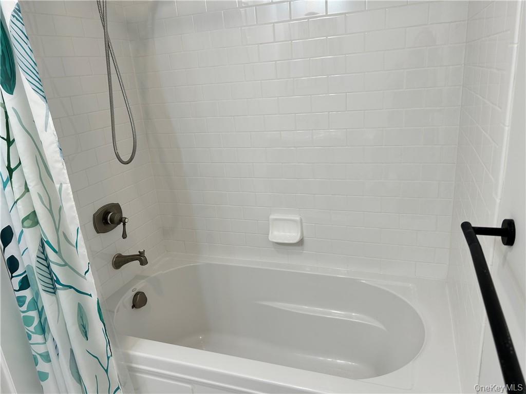 45 Holland Street – For Rent photo 16