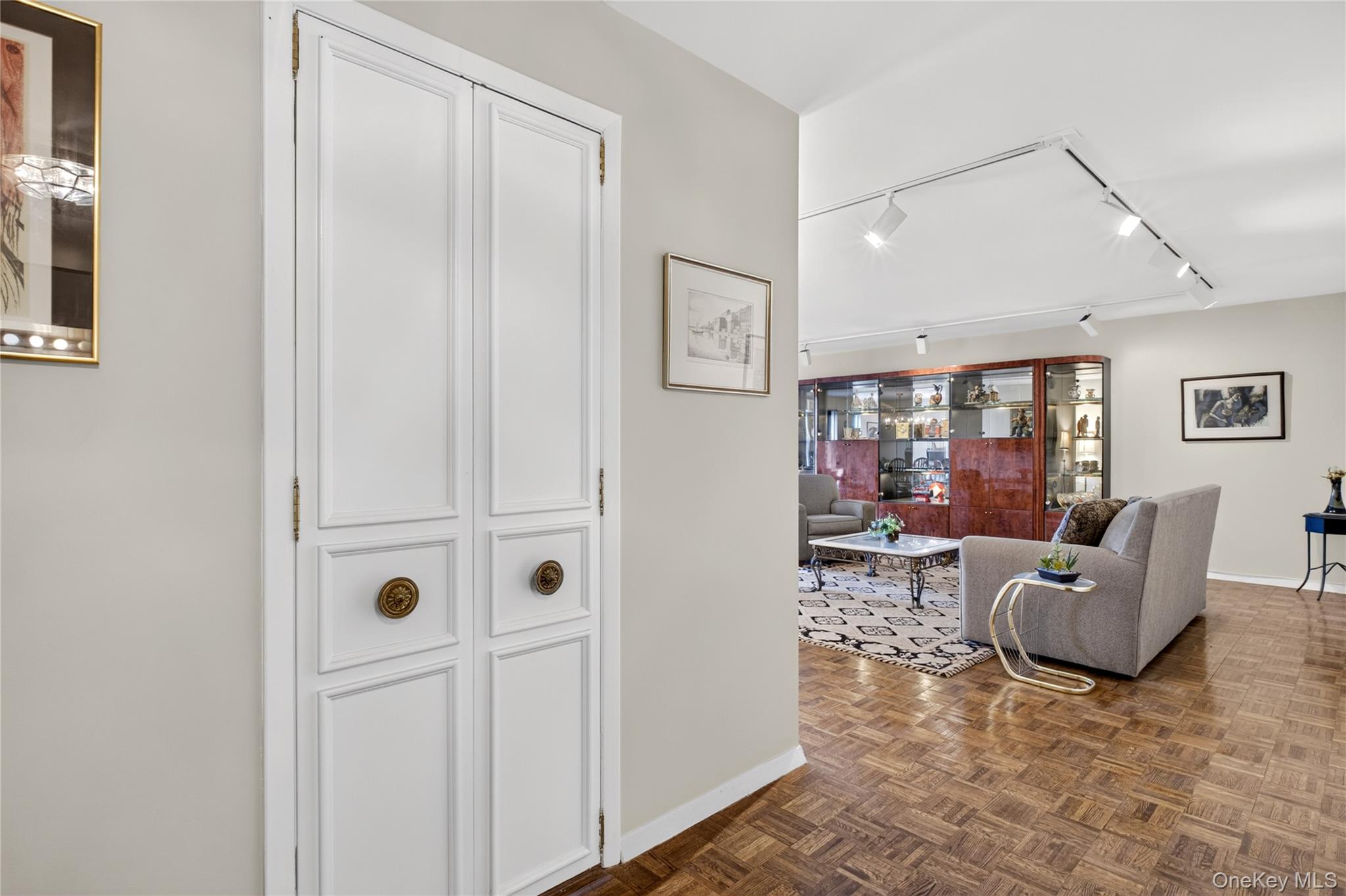 12 Bond Street, Unit 4D photo 7