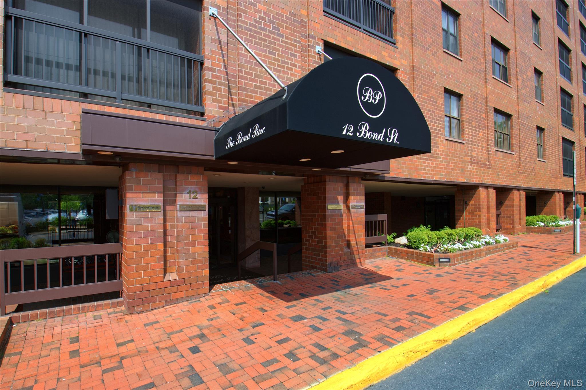 12 Bond Street, Unit 4D photo 2
