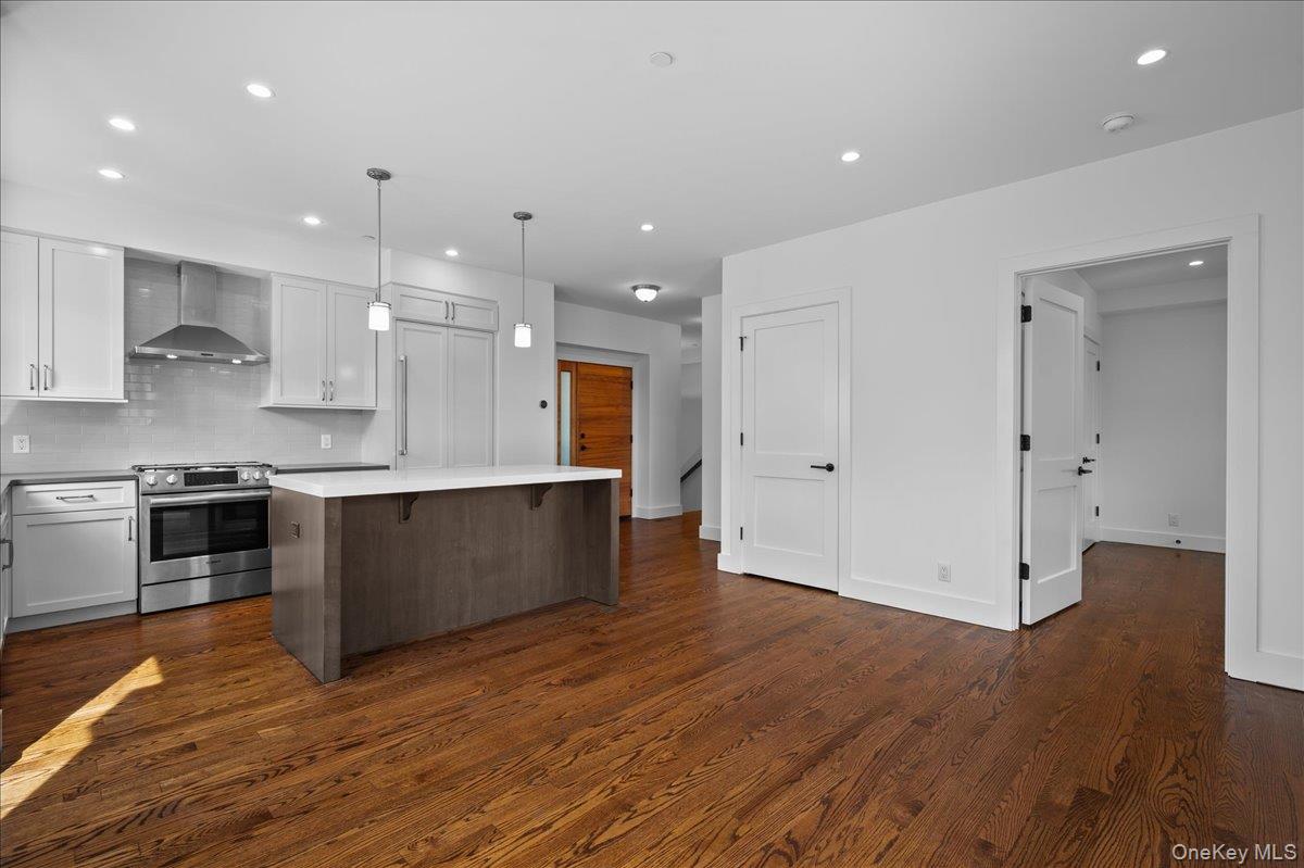422 E Boston Post Road, Unit 101 photo 6