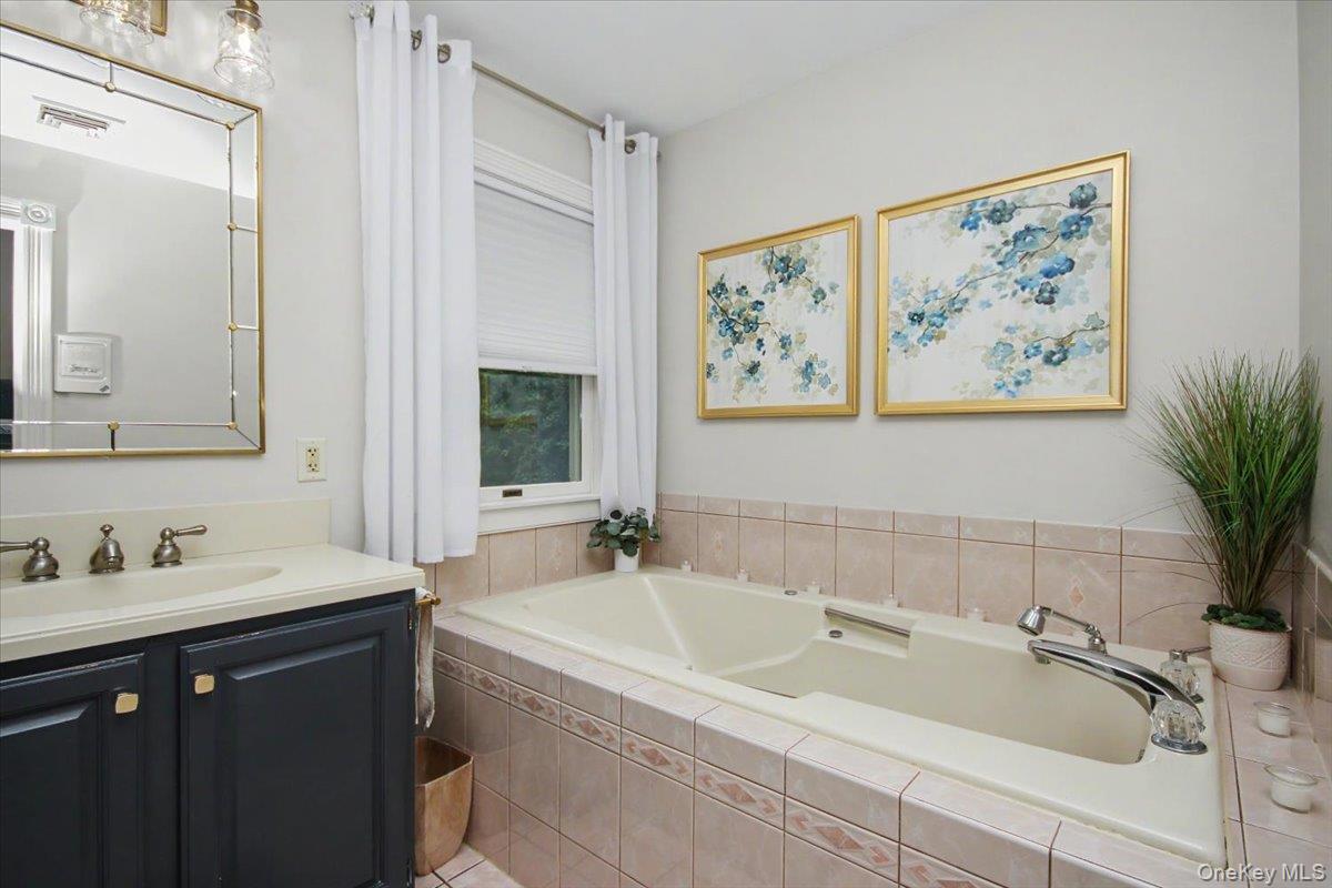 84 Harden Drive – For Sale photo 35