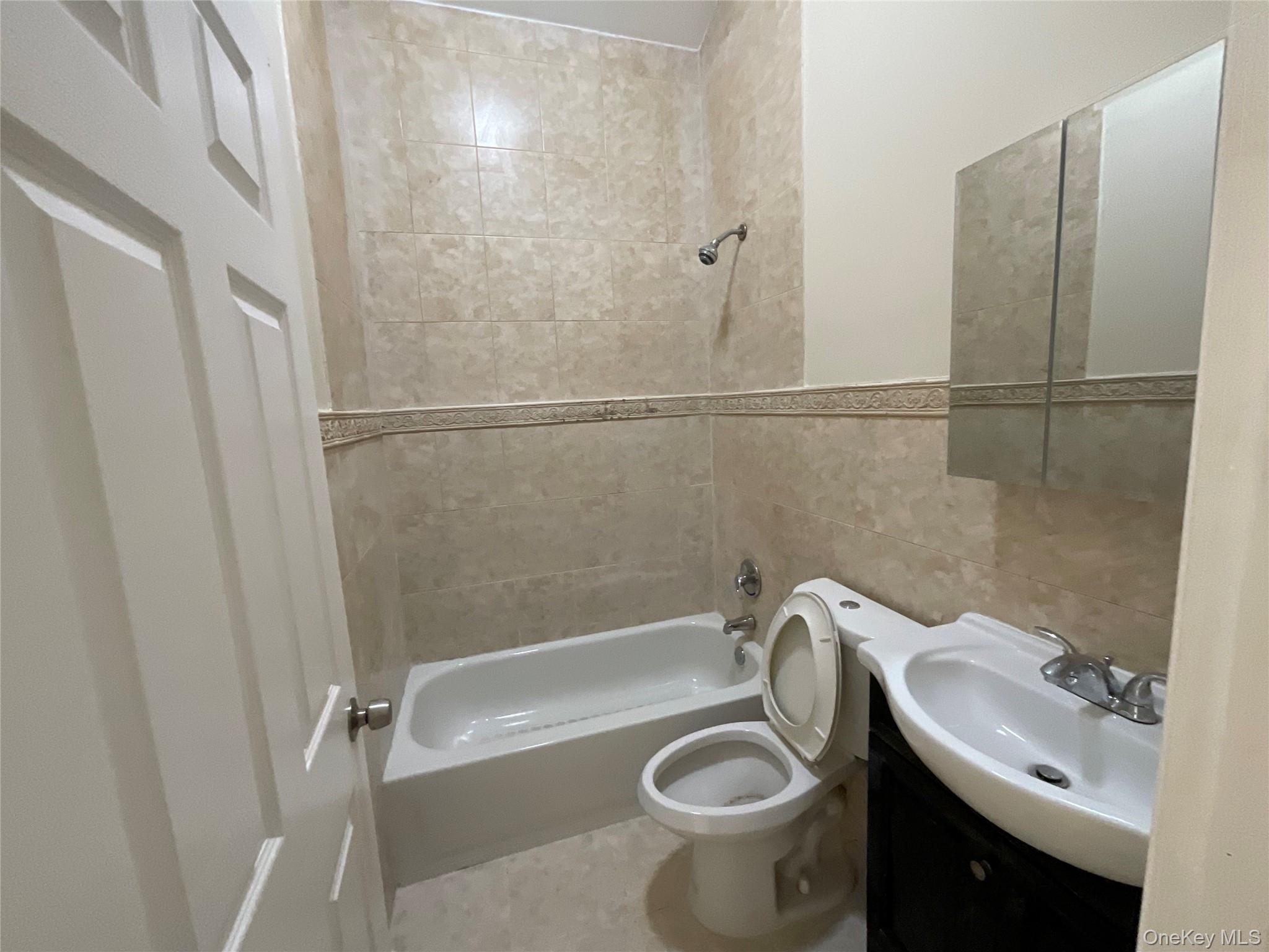 106-28 Guy R Brewer Blvd – For Sale photo 6