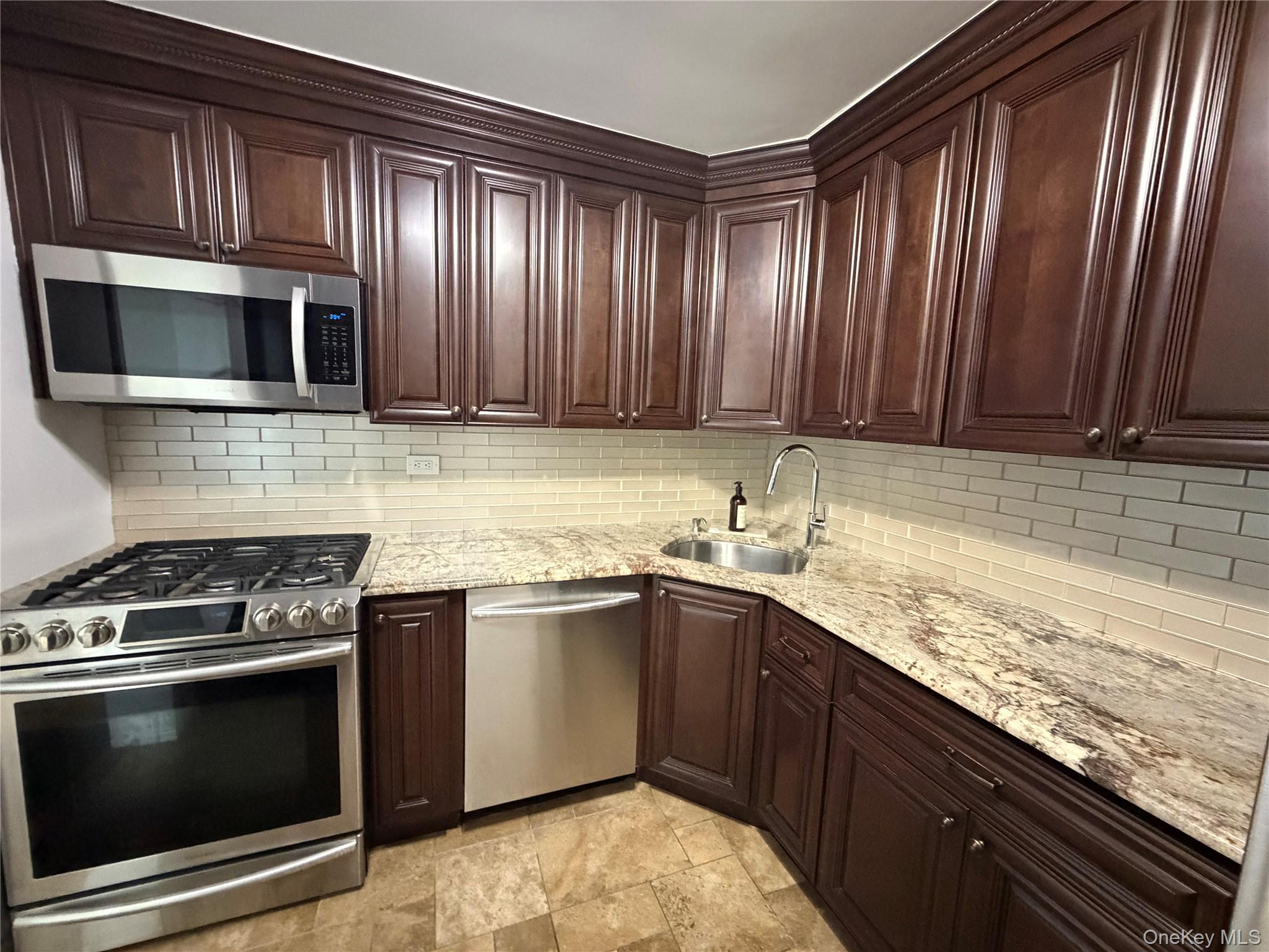 1 Bay Club Drive, Unit 19N photo 12