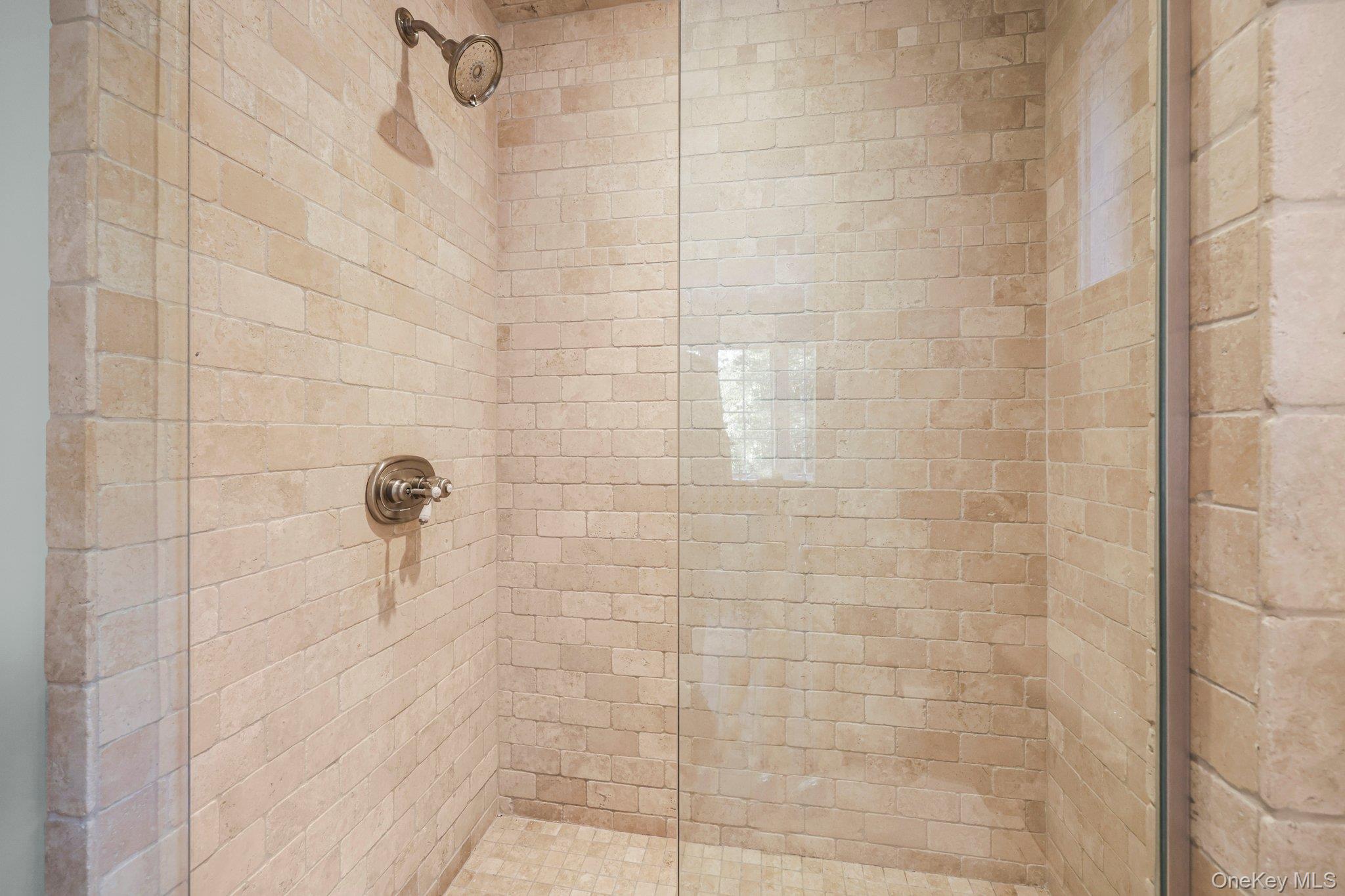 10 Hickory Lane – For Sale photo 19