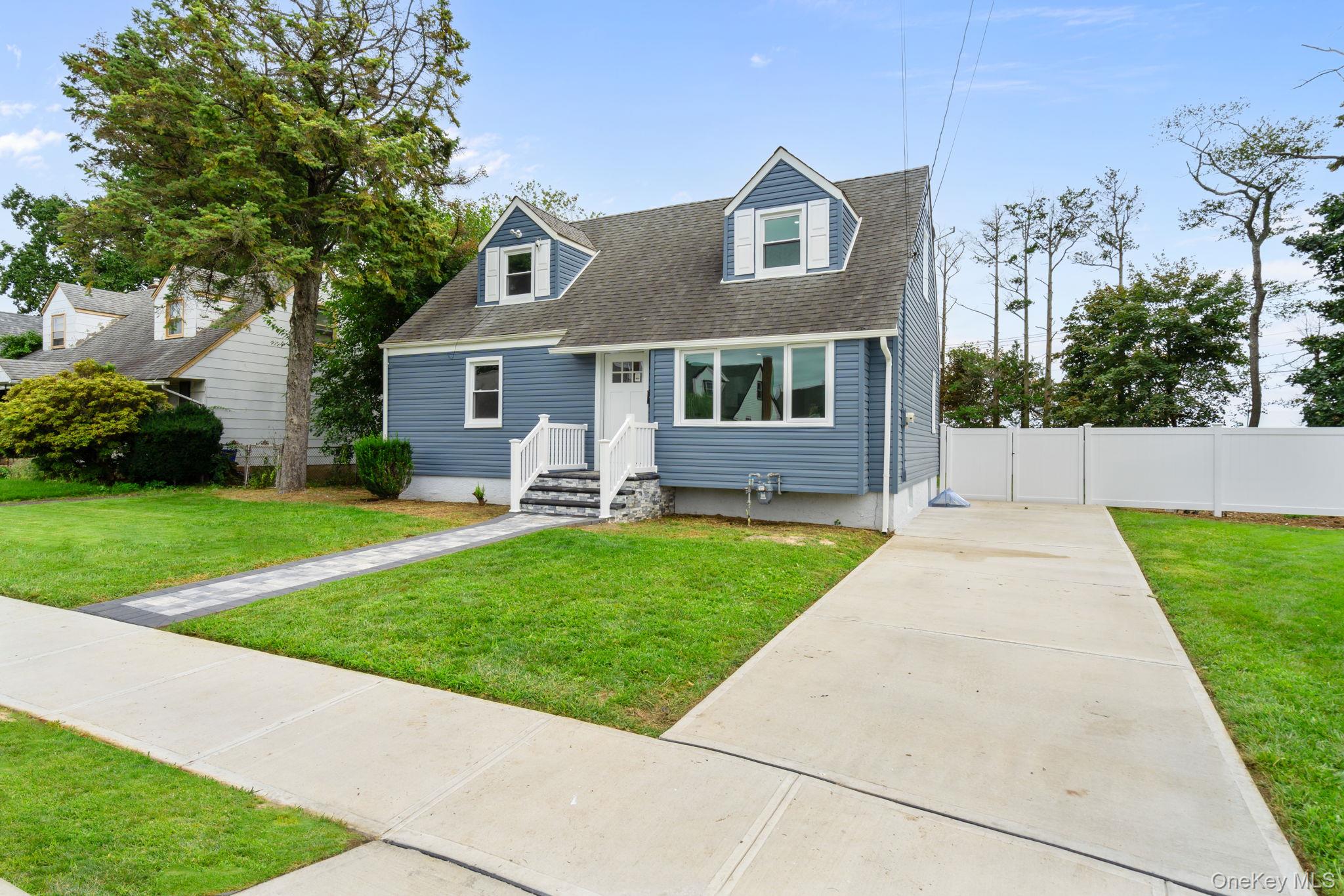 48 Cliff Avenue – For Sale photo 2