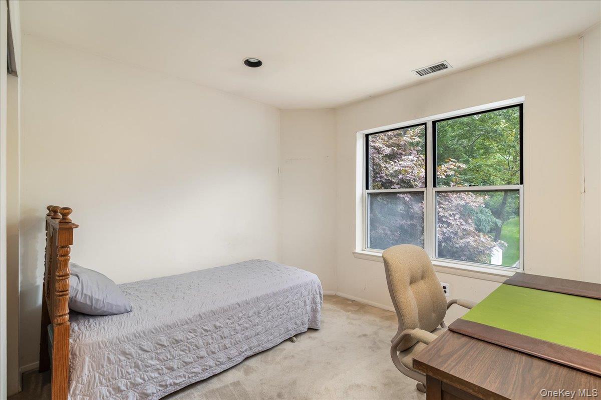 38 Larkspur Lane – For Sale photo 13