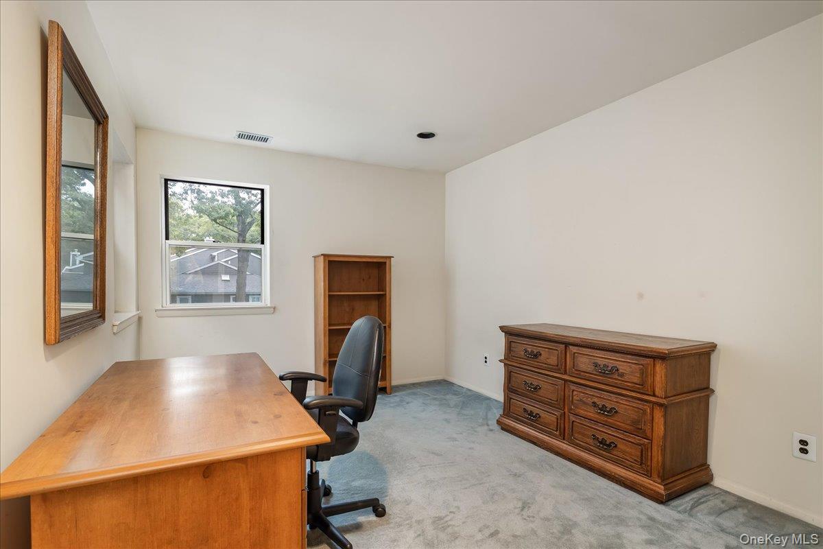38 Larkspur Lane – For Sale photo 14