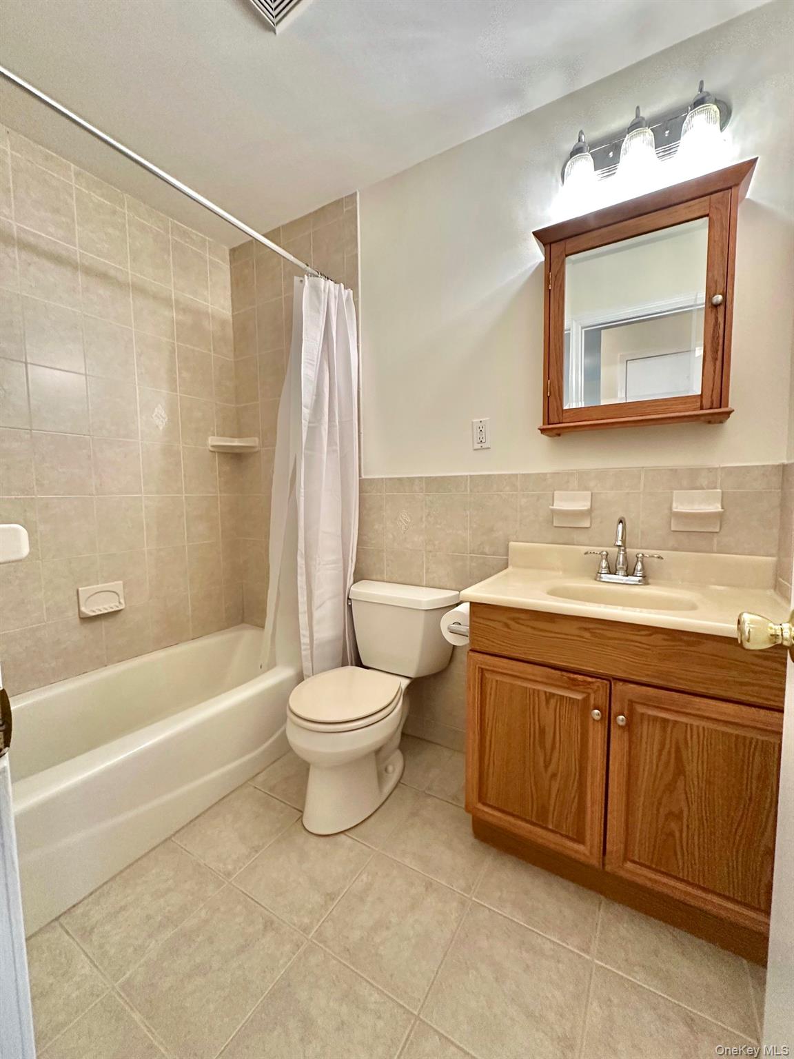 1 Germonds Village, Unit 14 photo 11