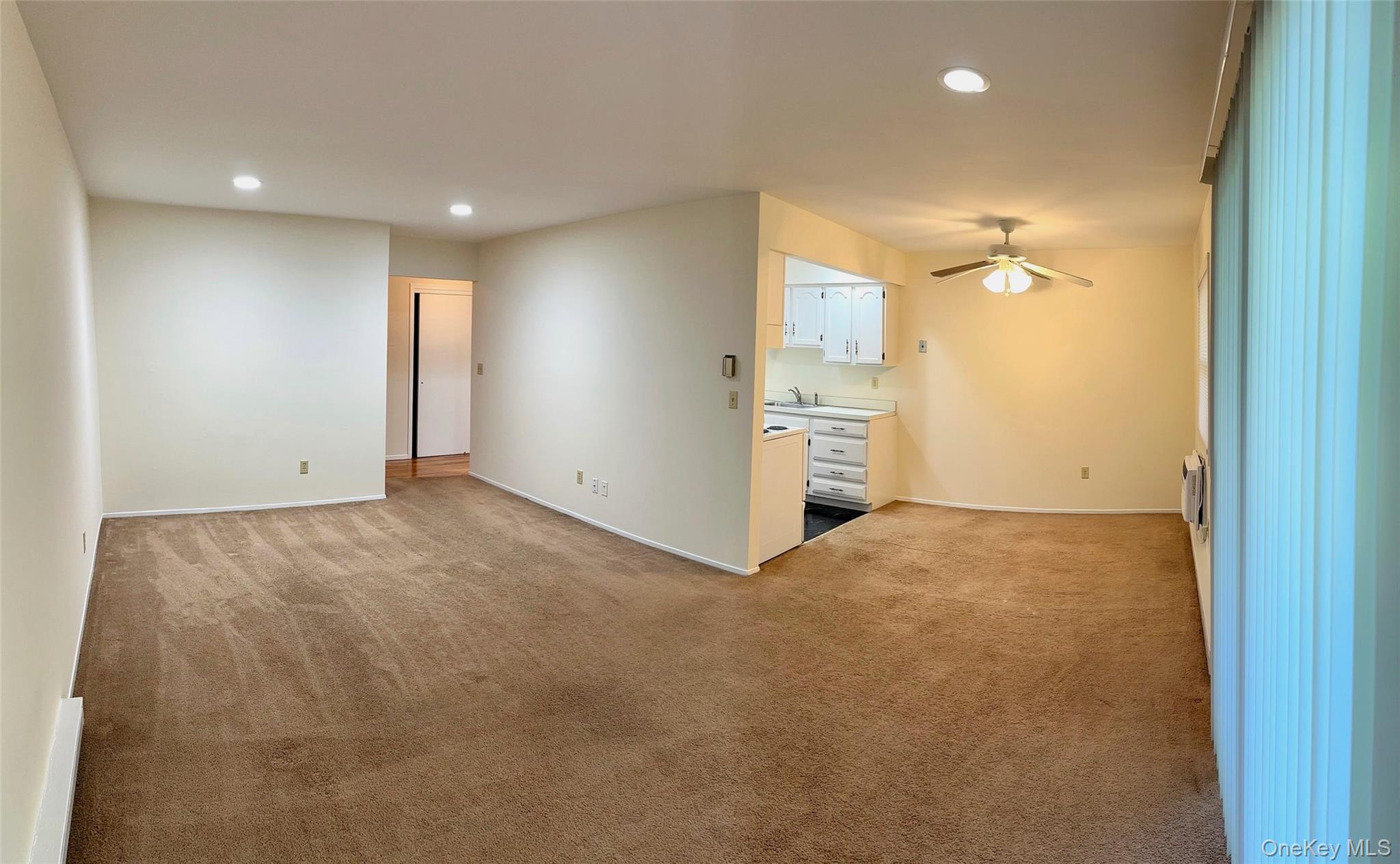 1 Germonds Village, Unit 14 photo 4