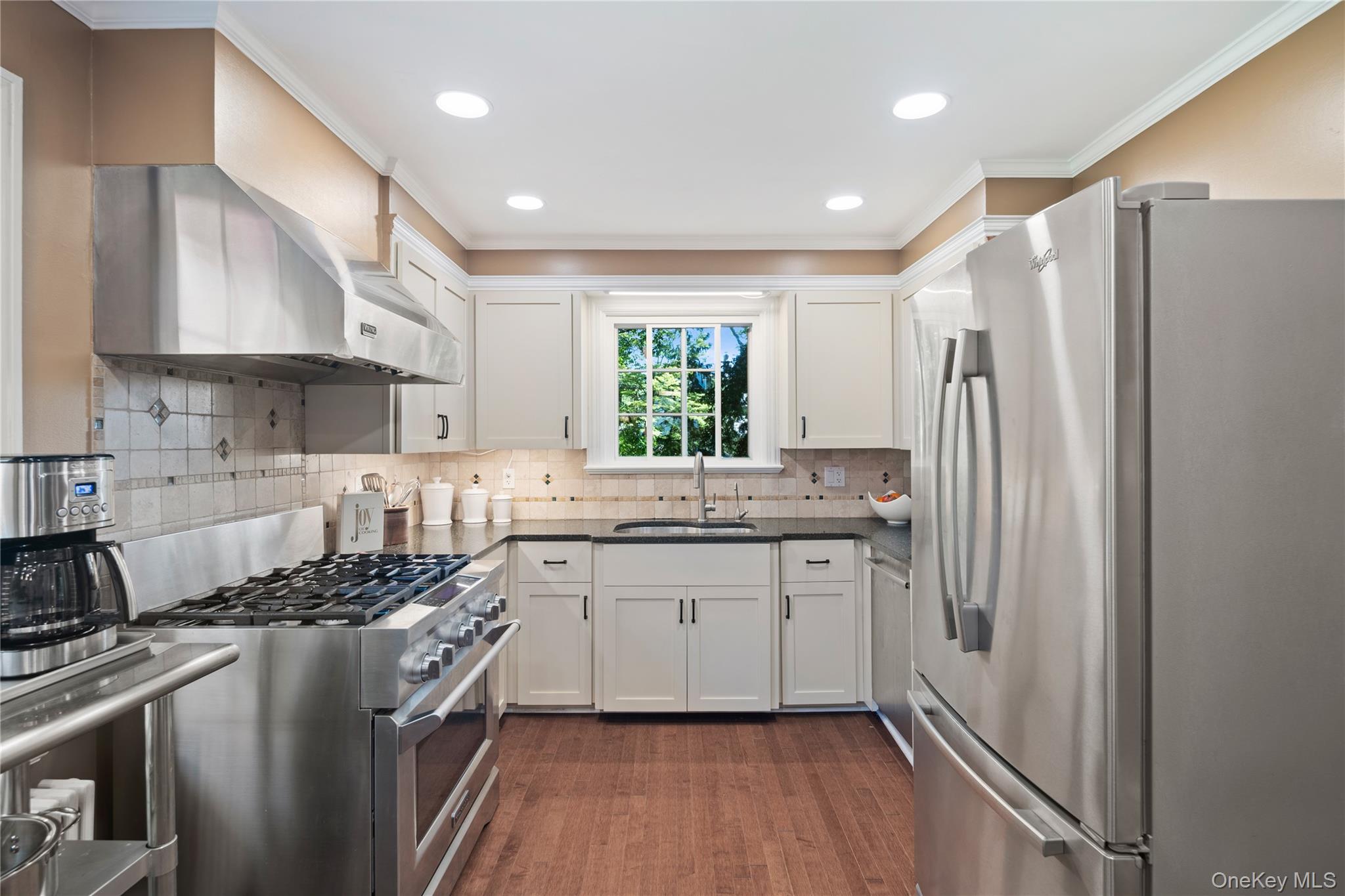 611 Decatur Avenue – For Sale photo 11