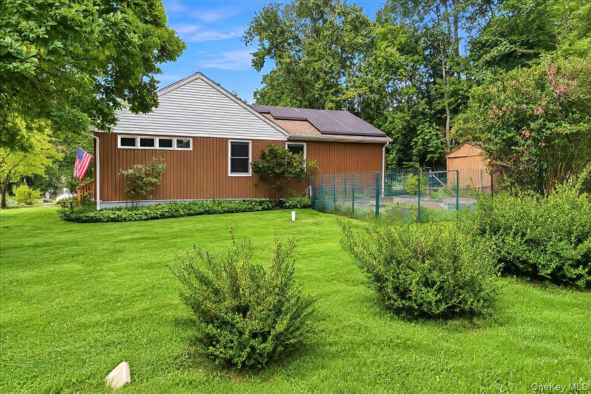3740 Eleanor Drive – For Sale photo 23