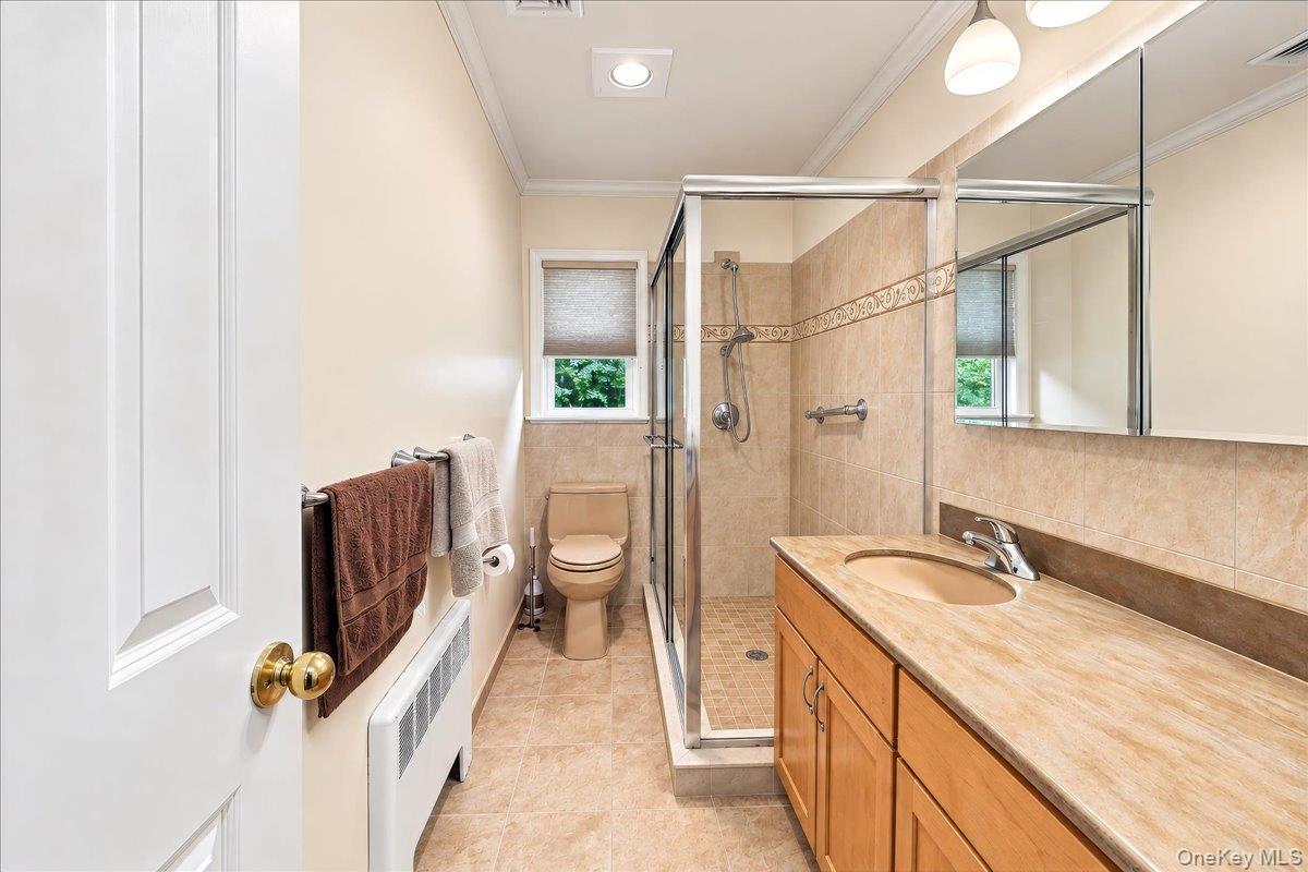 3740 Eleanor Drive – For Sale photo 17
