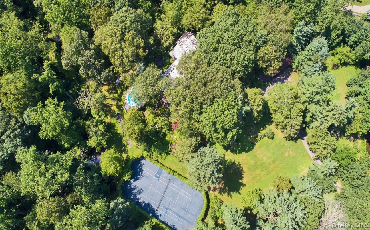 35 Saxon Woods Road – For Sale photo 9