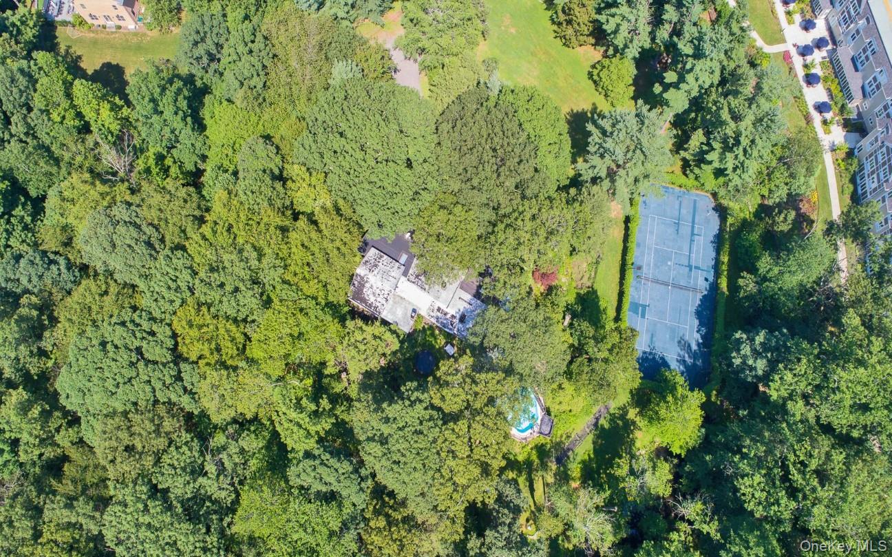 35 Saxon Woods Road – For Sale photo 10