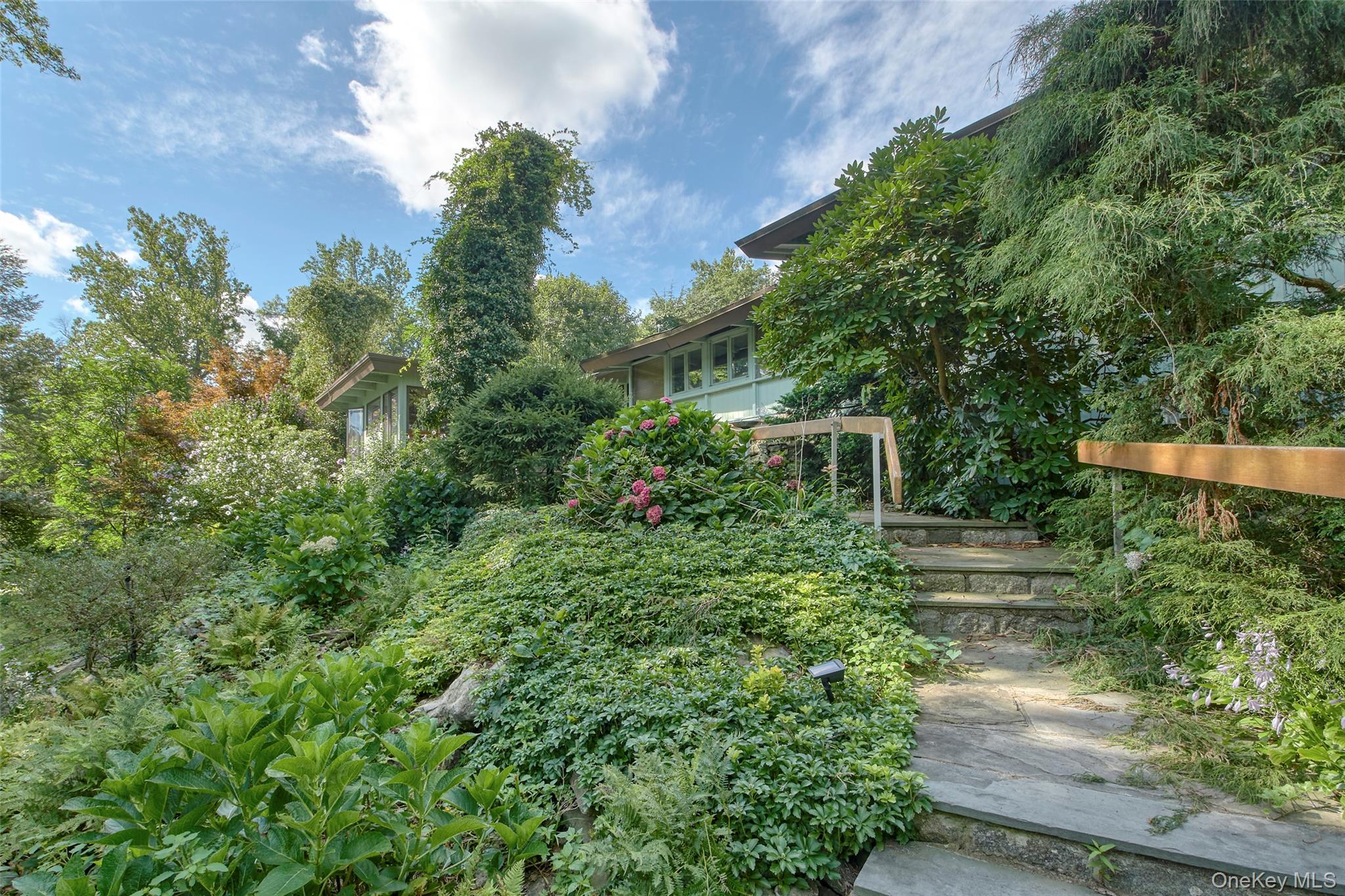35 Saxon Woods Road – For Sale photo 6