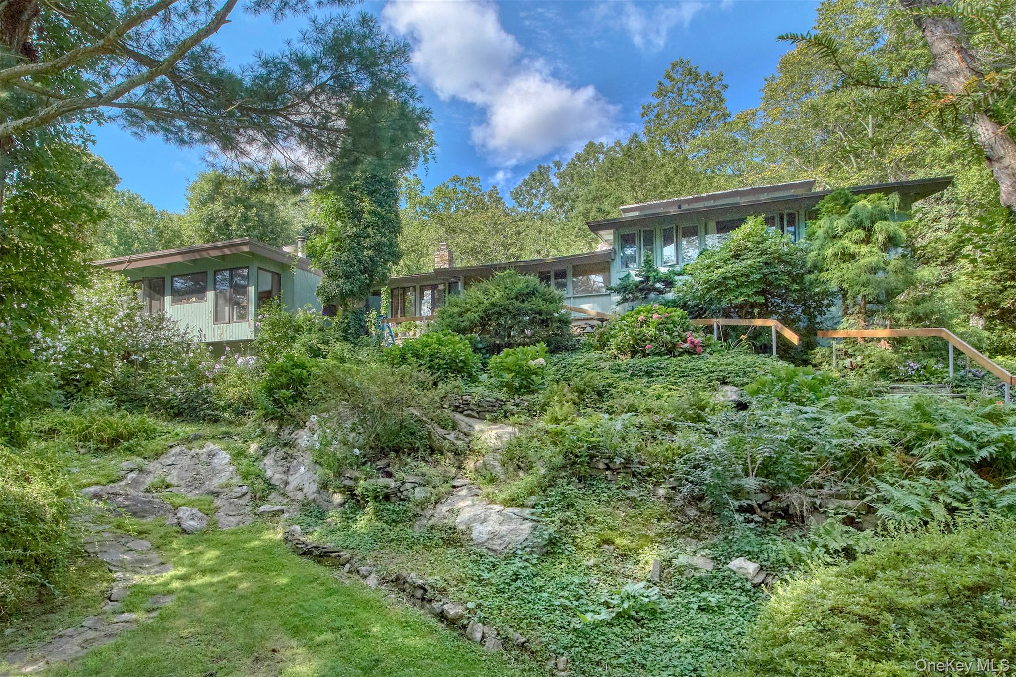 35 Saxon Woods Road – For Sale photo 2