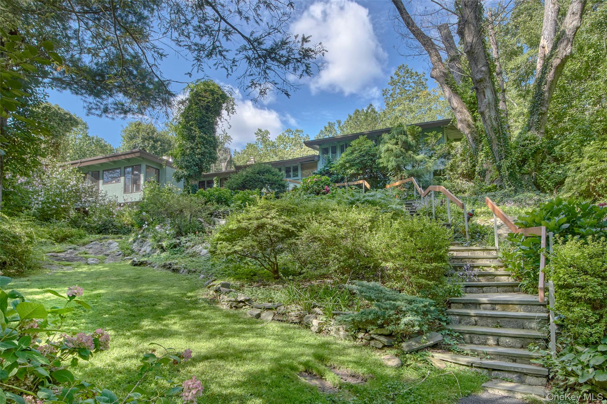 35 Saxon Woods Road – For Sale photo 3