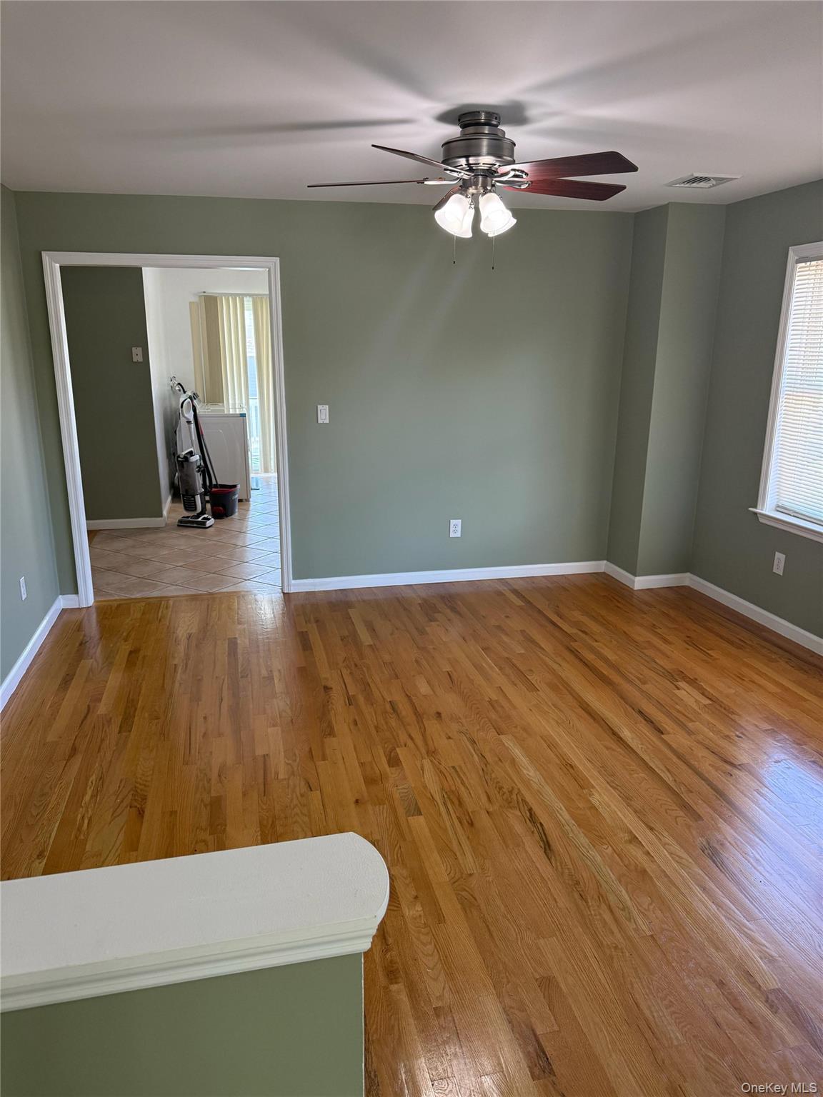 103 Clunie Avenue, Unit 2 photo 3