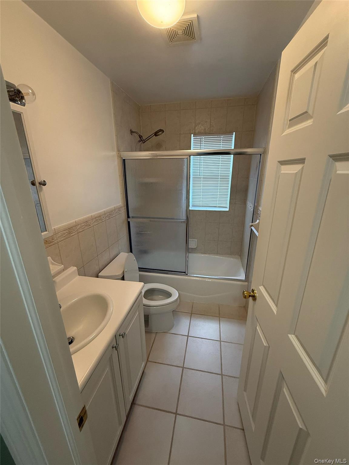 103 Clunie Avenue, Unit 2 photo 7