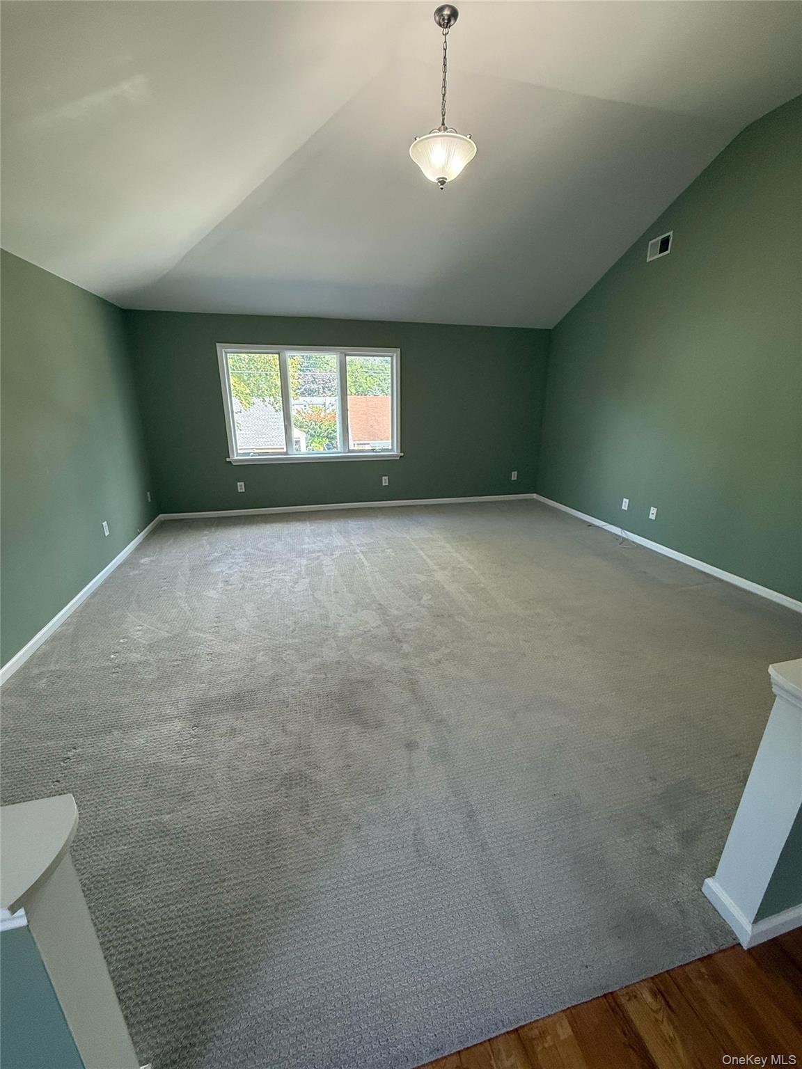 103 Clunie Avenue, Unit 2 photo 4