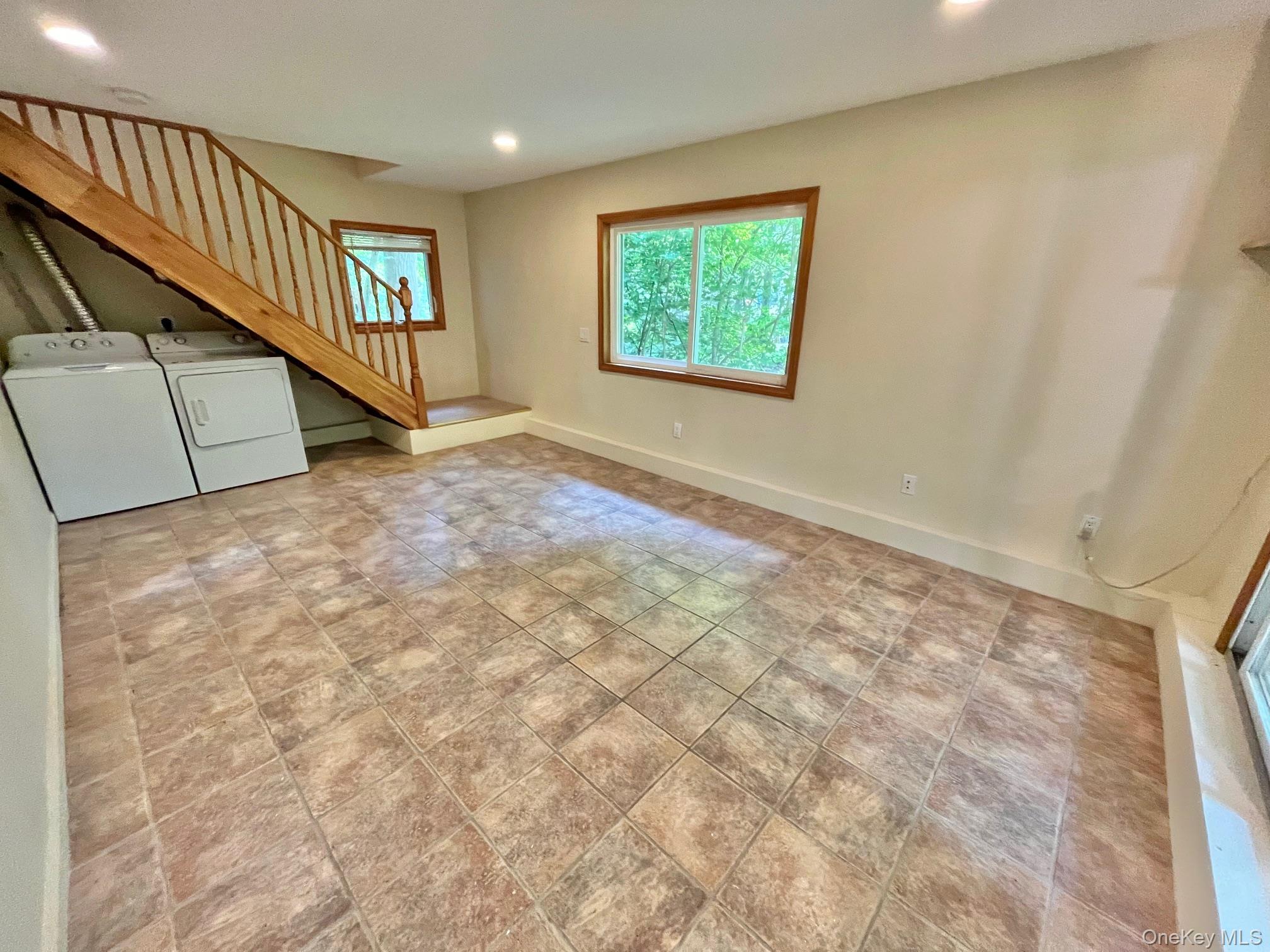 8 Anton Place – For Rent photo 18
