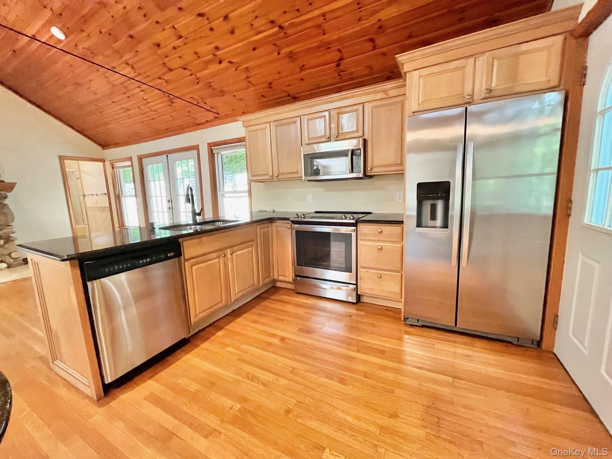 8 Anton Place – For Rent