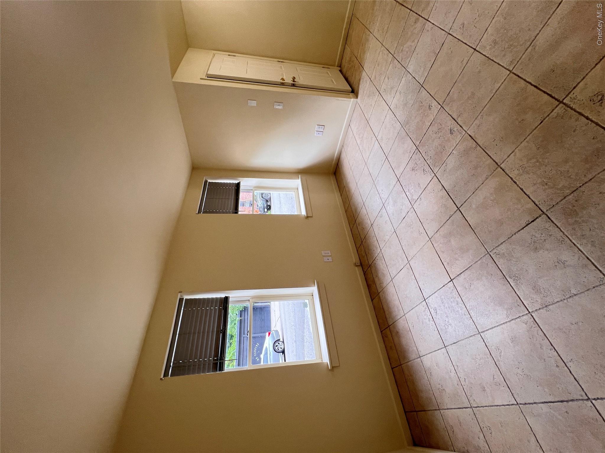 101 Washington Street, Unit 1 photo 3
