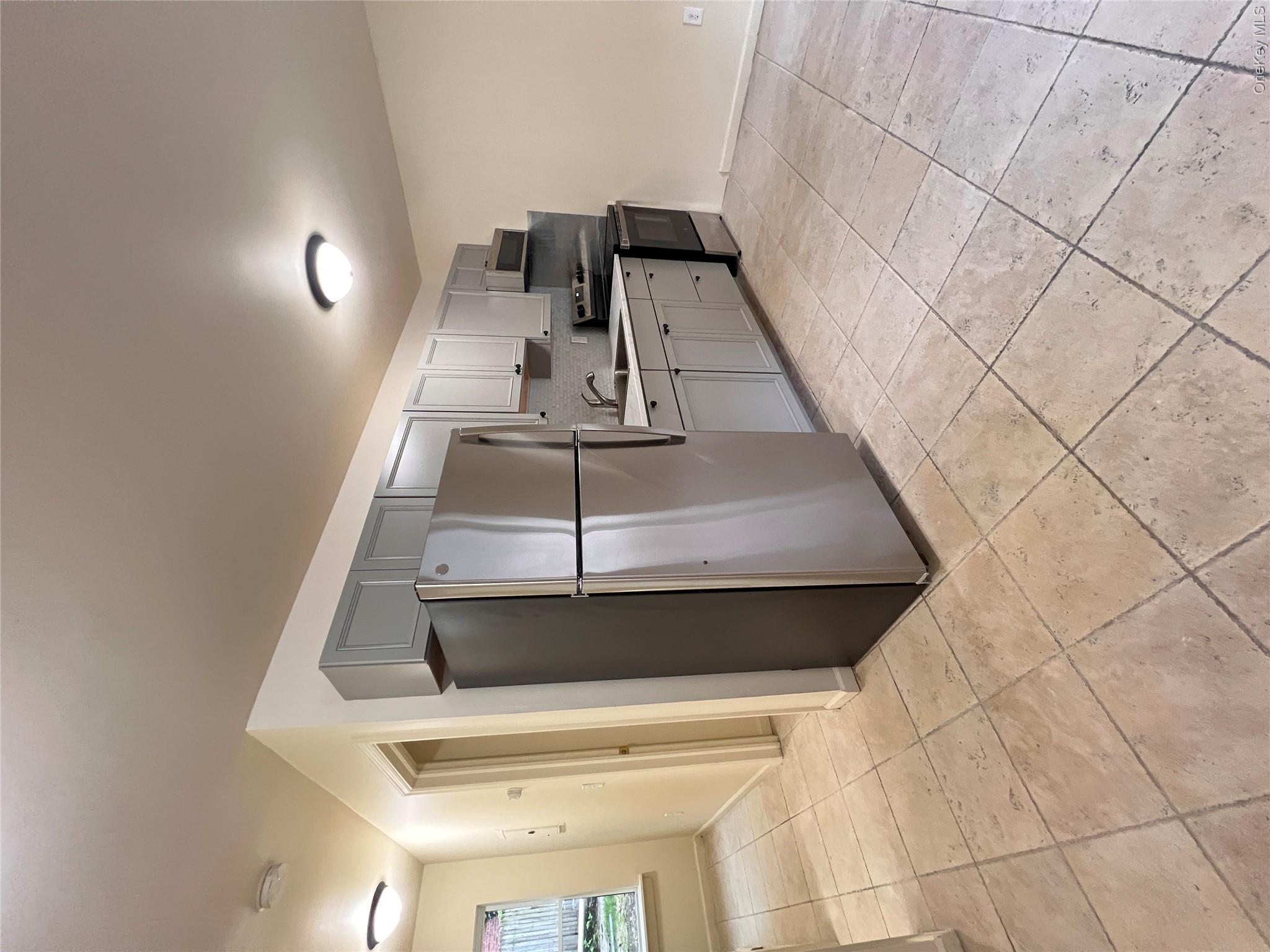 101 Washington Street, Unit 1 photo 2