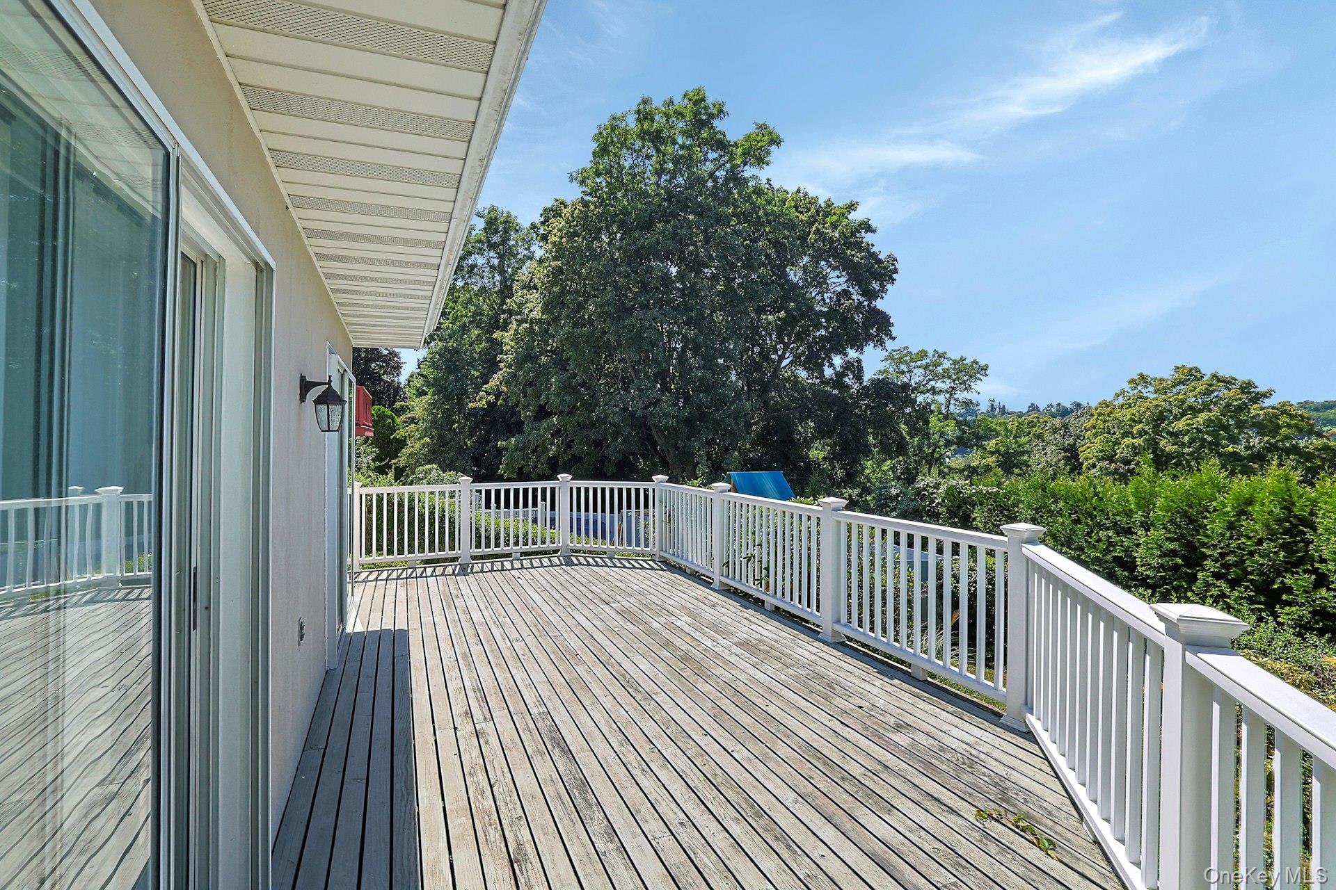 19 Wall Avenue – For Sale photo 36
